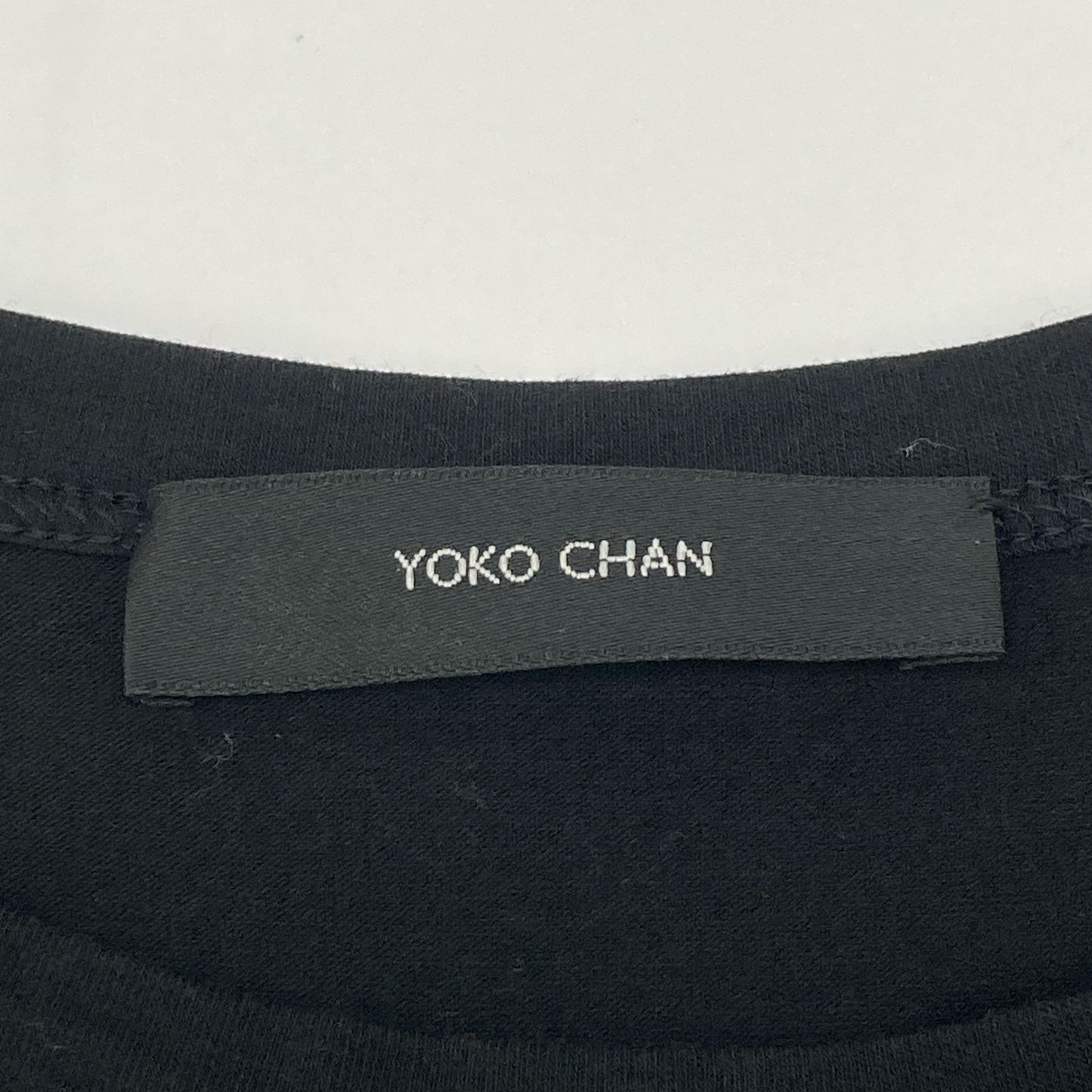 YOKOCHAN ヨーコチャン ﾌﾞﾗｯｸ ﾊﾞｯｸﾚｰｽ装飾ﾌｨｯｼｭﾃｰﾙﾌﾞﾗｳｽ トップス 40