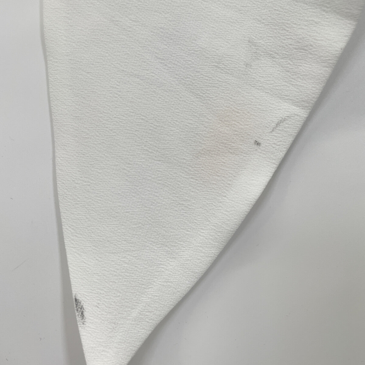 UN3D アンスリード ﾎﾜｲﾄ ﾎﾟﾘｴｽﾃﾙ ｷﾞｬｻﾞｰｼｮｰﾄｸﾛｯﾌﾟﾄﾞﾌﾞﾗｳｽ トップス F