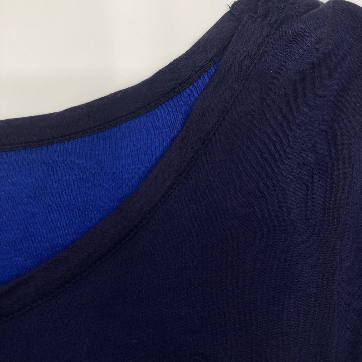 Y's ワイズ YG-T04-260 ﾈｲﾋﾞｰ×ﾌﾞﾙｰ ﾚｲﾔｰﾄﾞﾉｰｽﾘｰﾌﾞｶｯﾄｿｰ トップス 2