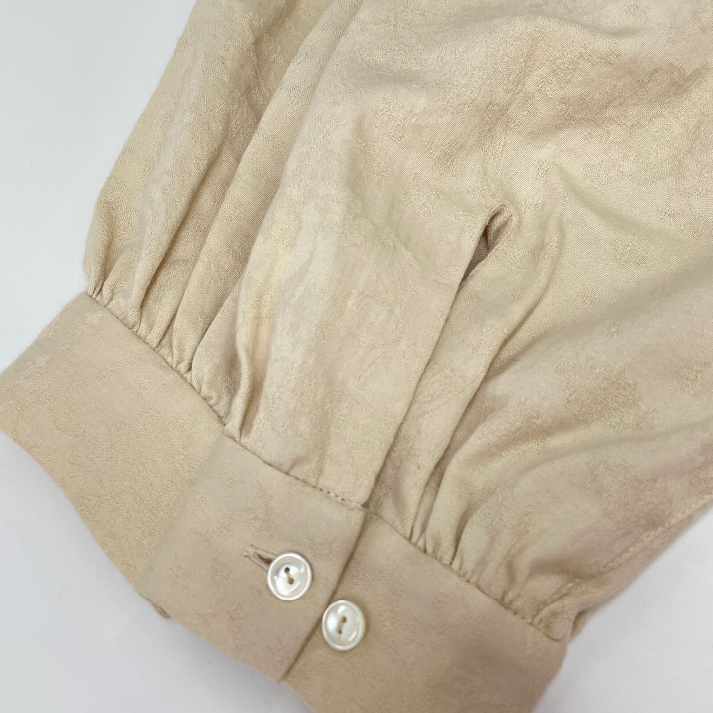 YUI ユイ YWT23-OP01 ﾍﾞｰｼﾞｭ ﾌｧｰﾏｰﾄﾞﾚｽ ｽﾀﾝﾄﾞｶﾗｰﾜﾝﾋﾟｰｽ ワンピース F