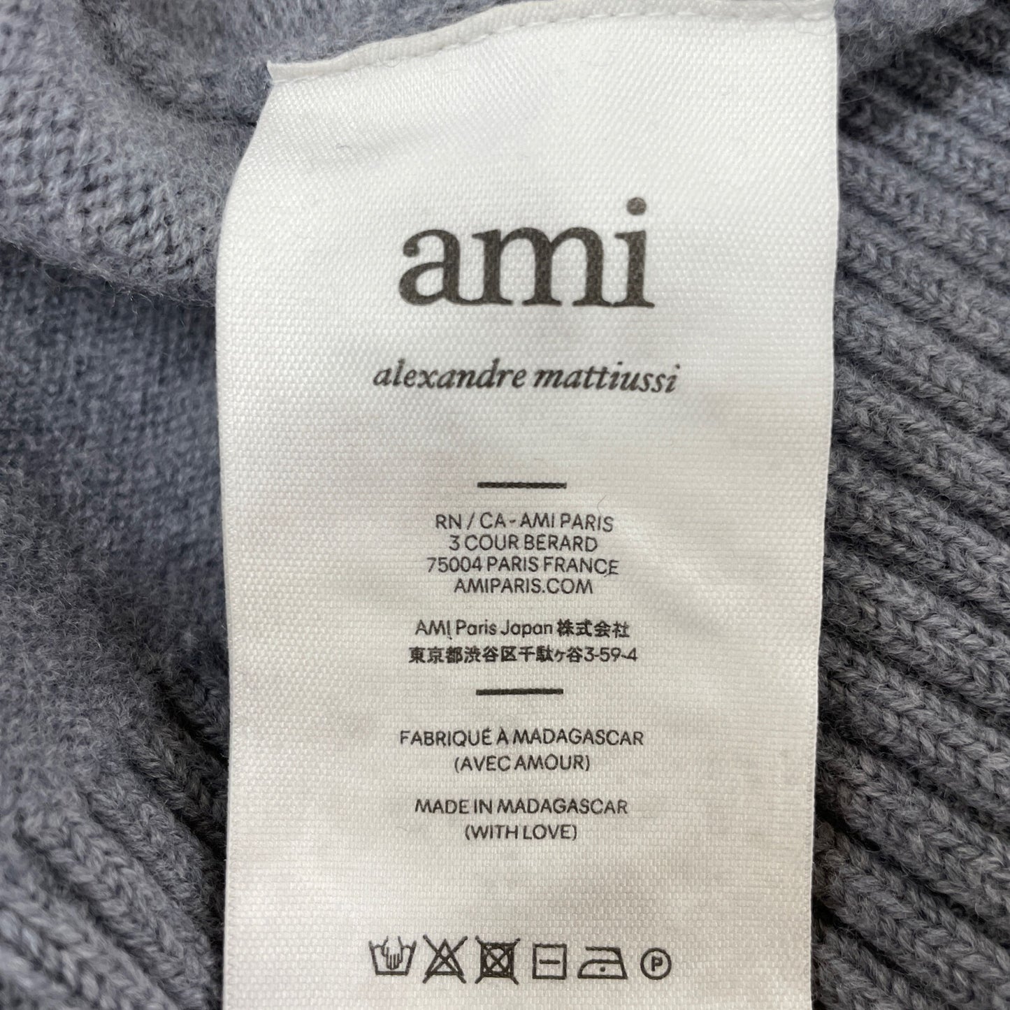 AMI PARIS アミパリス UKS402.018 24AW ｸﾞﾚｰ×ｸﾞﾚｰ ﾊｰﾄﾛｺﾞﾀｰﾄﾙﾈｯｸﾆｯﾄ トップス L