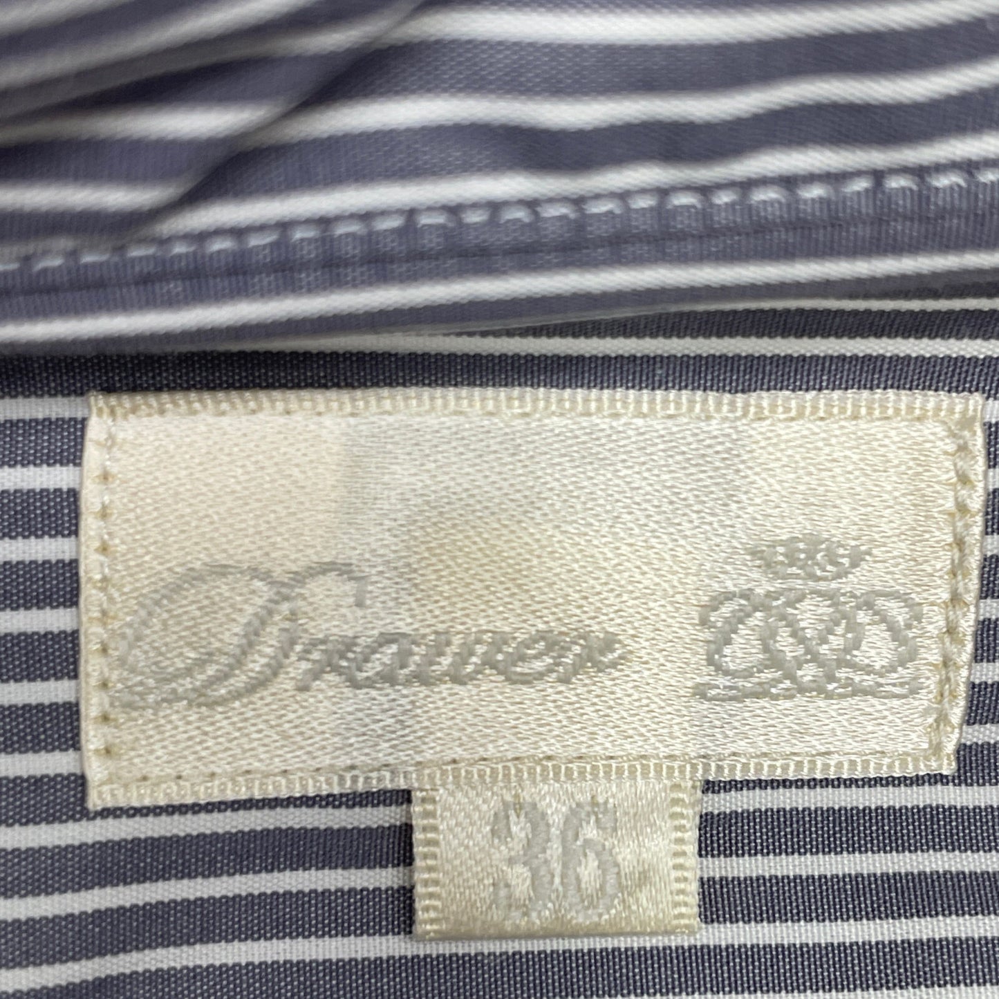 DRAWER ドゥロワー 6511-299-0445 ｸﾞﾚｰ ｽﾄﾗｲﾌﾟﾌﾘﾙｽﾀﾝﾄﾞｶﾗｰｼｬﾂ トップス 36