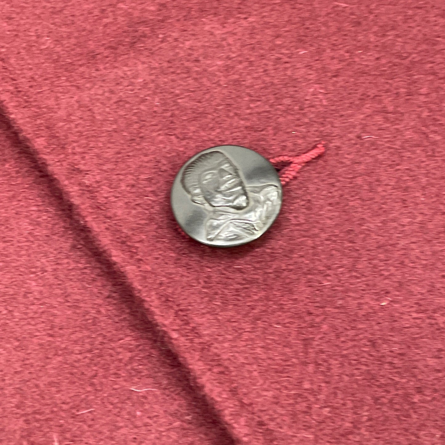 WEIRDO ウィアード 【ﾓﾝｽﾀｰｽﾞ】ﾚｯﾄﾞ ﾁｪｽﾀｰｺｰﾄ コート L