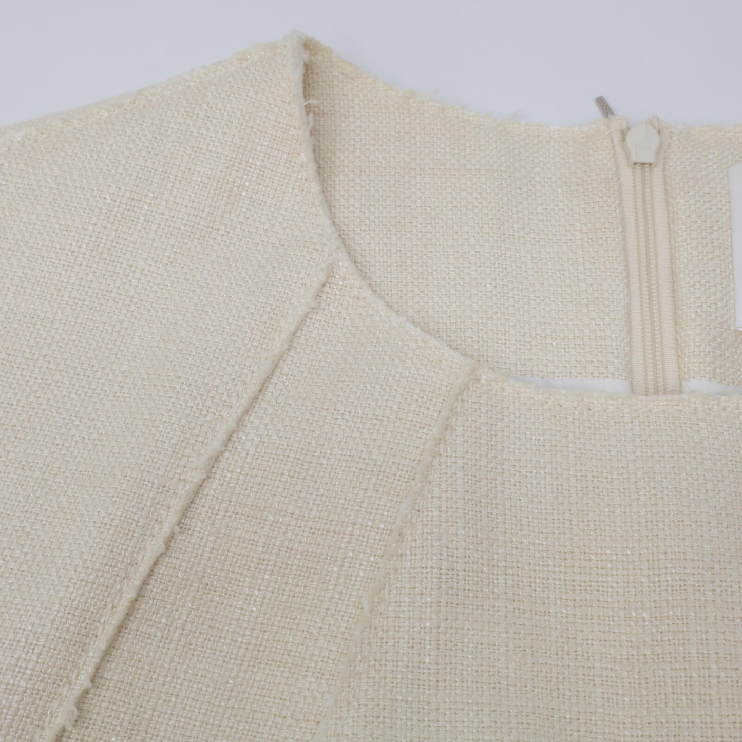 BOSS ボス ｱｲﾎﾞﾘｰ ｼｱｰﾌﾟﾘｰﾂ切り替えﾍﾞﾙﾃｯﾄﾞﾉｰｽﾘｰﾌﾞﾜﾝﾋﾟｰｽ ワンピース 44