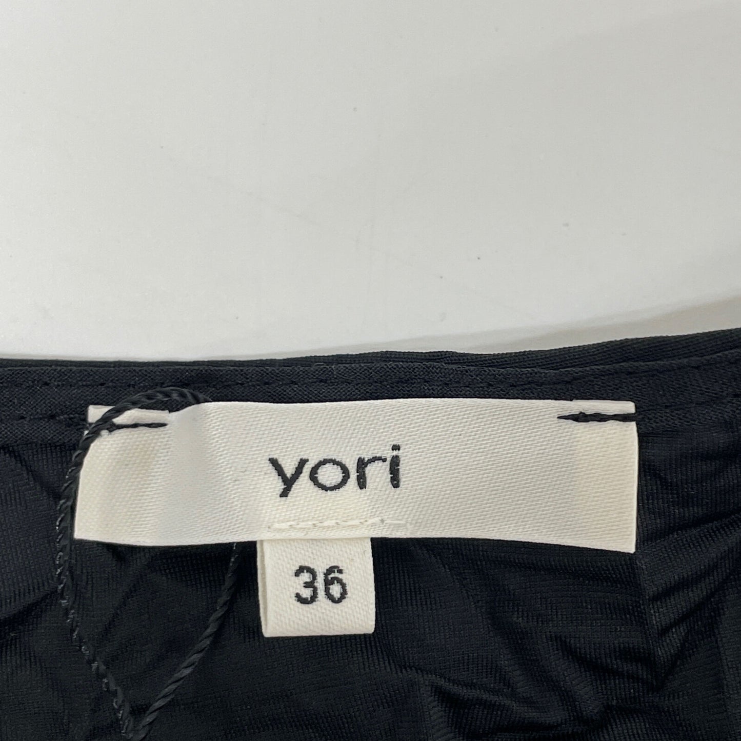 yori ヨリ 25SS YR21-25064SM ﾌﾞﾗｯｸ ﾎﾟﾘｴｽﾃﾙ ﾘﾎﾞﾝﾜｯｼｬｰﾌﾞﾗｳｽ トップス 36