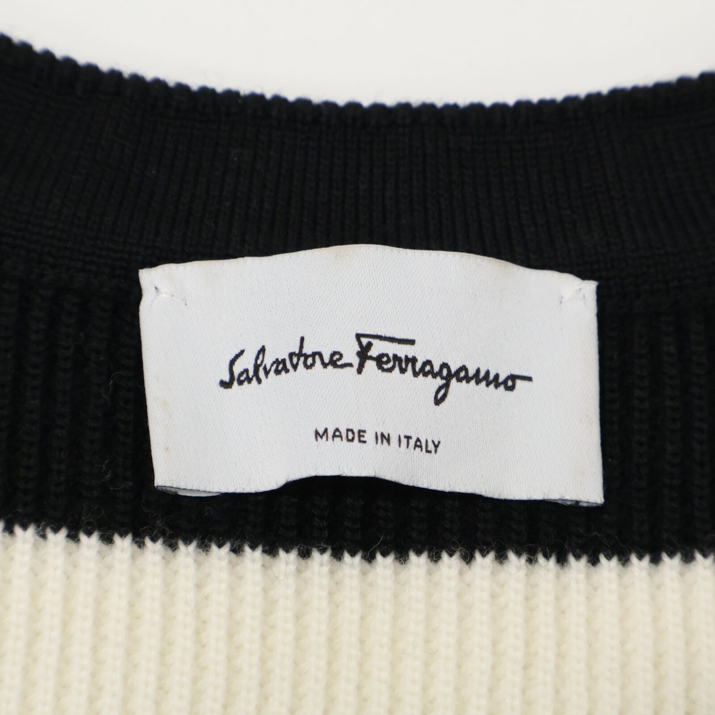 Salvatore Ferragamo サルヴァトーレフェラガモ 【美品/国内正規】ボーダー 胸ポケット付 ニット ベスト S