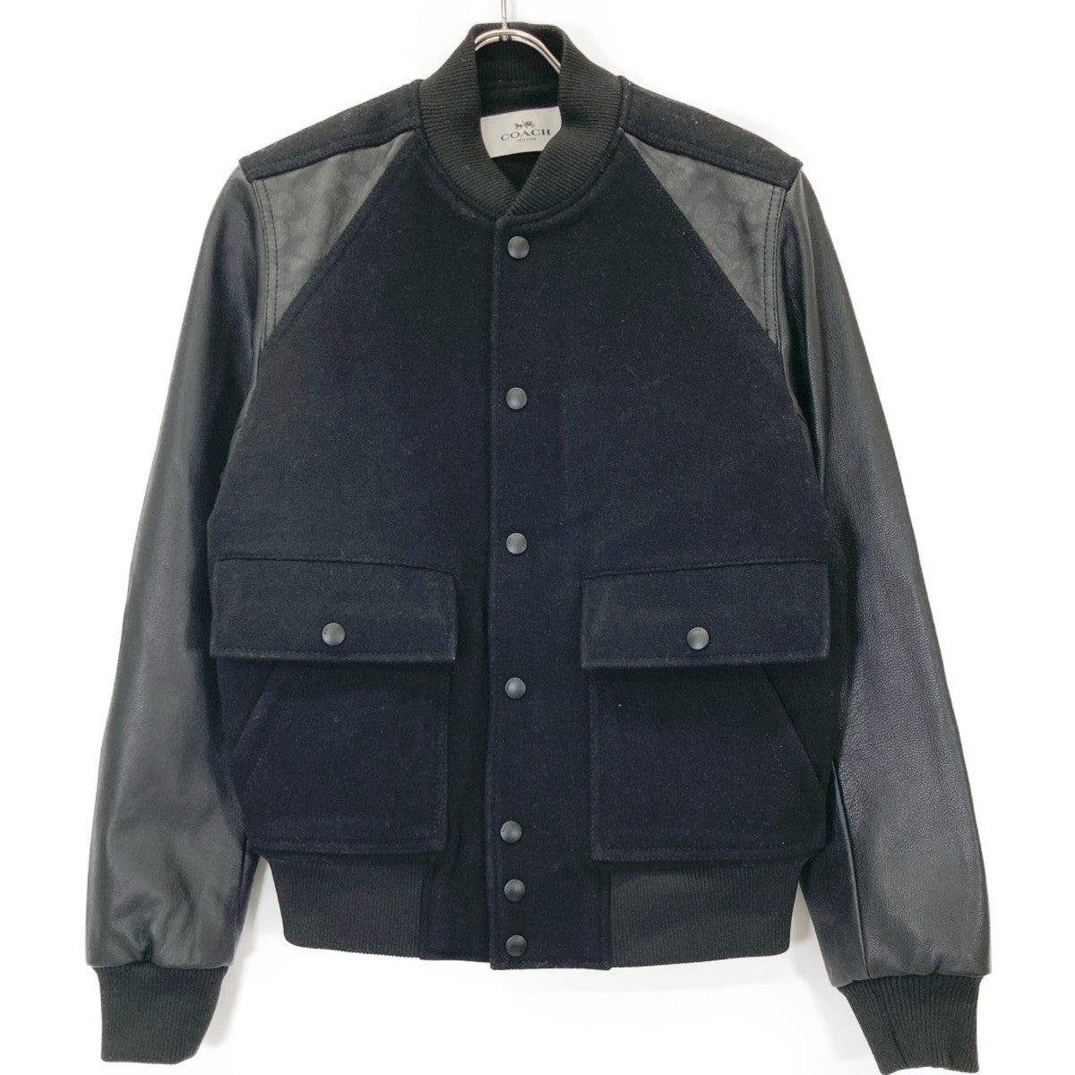 COACH コーチ F78473 ﾌﾞﾗｯｸ ｳｰﾙ×ﾚｻﾞｰ ｼｸﾞﾈﾁｬｰﾌﾞﾙｿﾞﾝｼﾞｬｹｯﾄ ジャケット XS