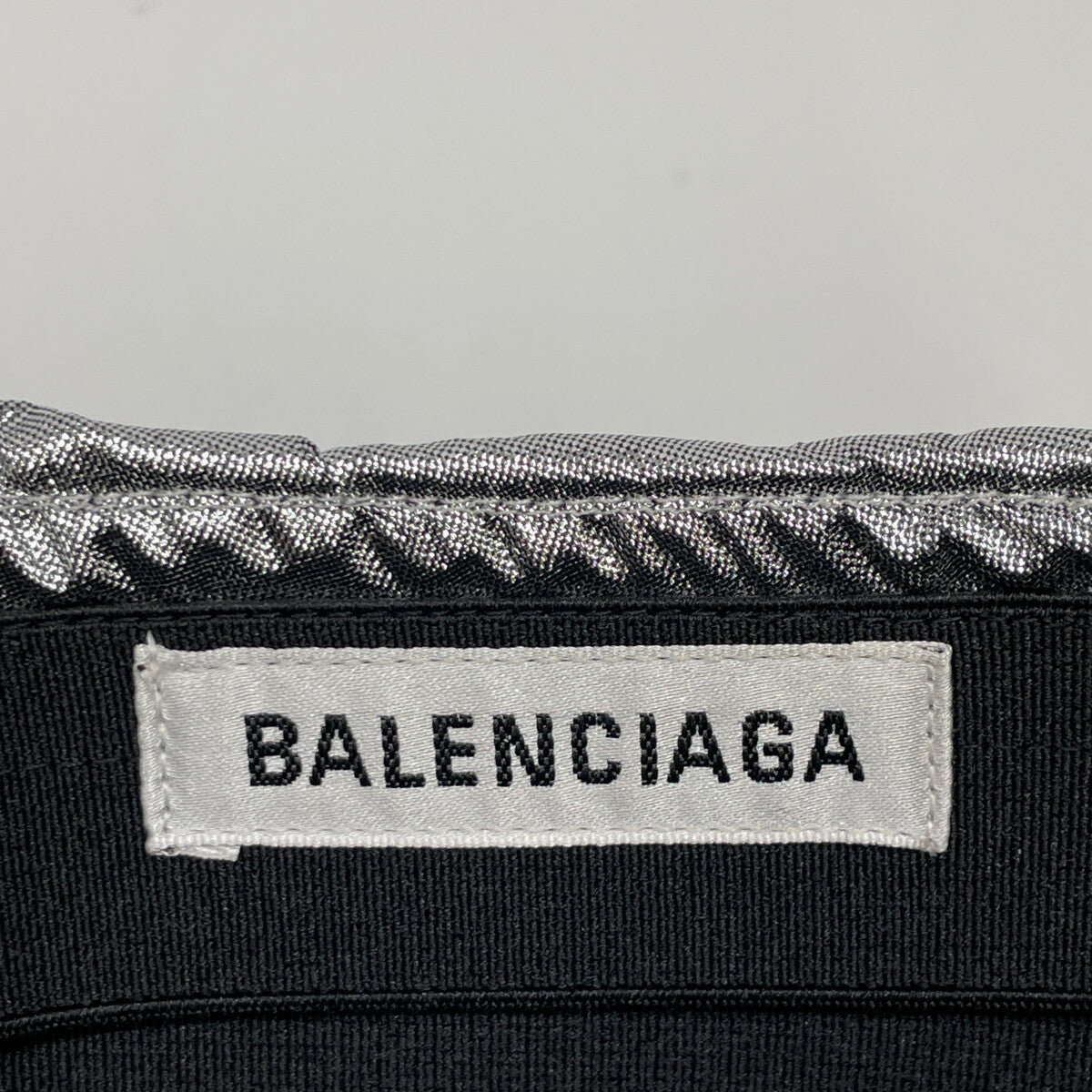 BALENCIAGA バレンシアガ 601169 19年 ｼﾙﾊﾞｰ ﾌﾟﾘｰﾂﾛﾝｸﾞｽｶｰﾄ スカート 34
