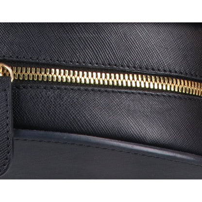 A.P.C. アーペーセー ハーフムーン サフィアーノレザー ショルダーバッグ