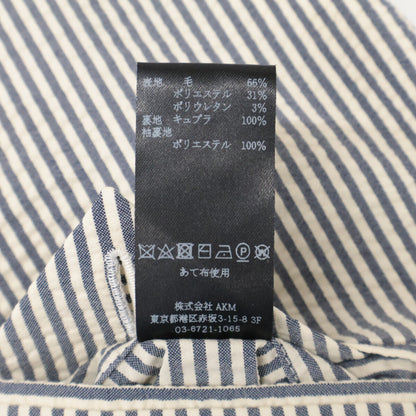 1piu1uguale3 ウノピゥウノウグァーレトレ MRB552 ﾌﾞﾙｰ×ﾎﾜｲﾄ ｽﾄﾗｲﾌﾟｼｱｻｯｶｰｼﾝｸﾞﾙﾌﾞﾚｽﾄｼﾞｬｹｯﾄ ジャケット V