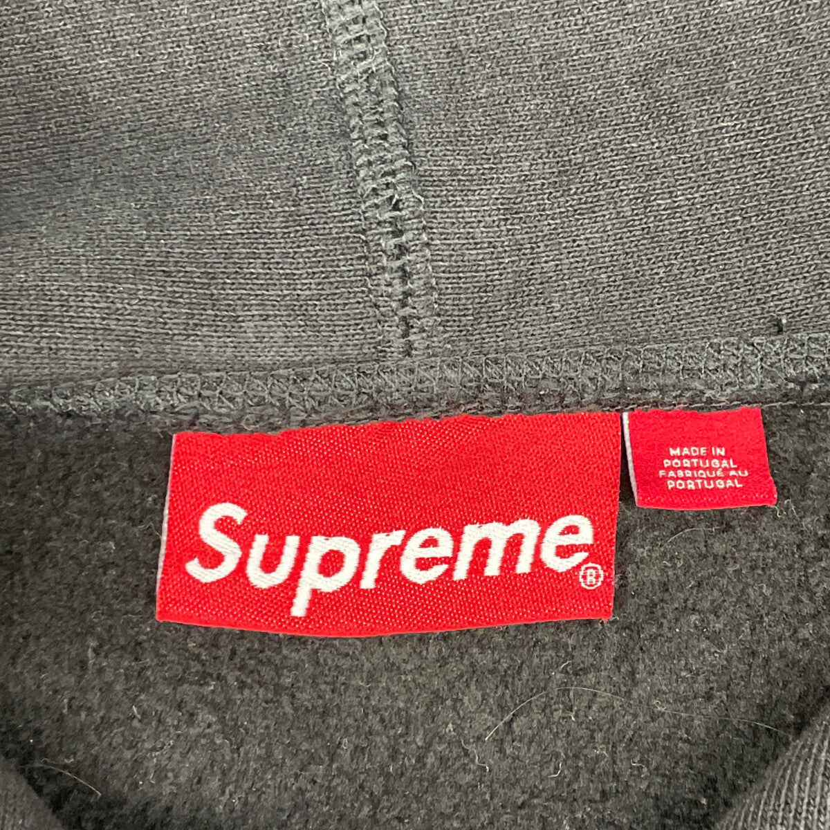 Supreme シュプリーム 23FW ﾌﾞﾗｯｸ×ｲｴﾛｰ ｺｯﾄﾝ ﾌﾛﾝﾄﾛｺﾞ Varsity Hooded Sweatshirt トップス M