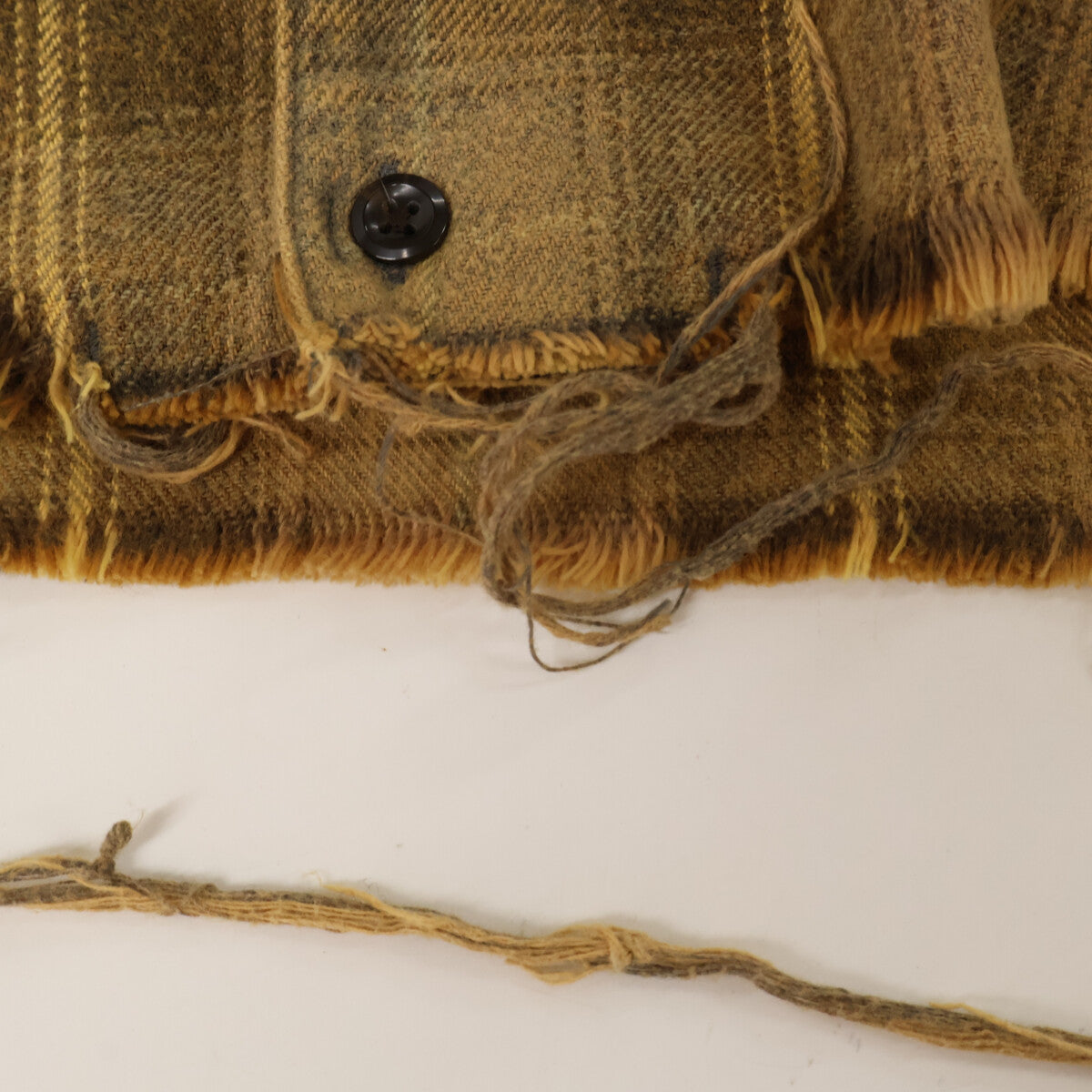 doublet ダブレット 22AW ﾌﾞﾗｳﾝ ﾗﾌﾞﾚｽ青山店3周年記念限定 ﾏｸﾞﾈｯﾄ ﾀﾞﾒｰｼﾞｼｬﾂ トップス L