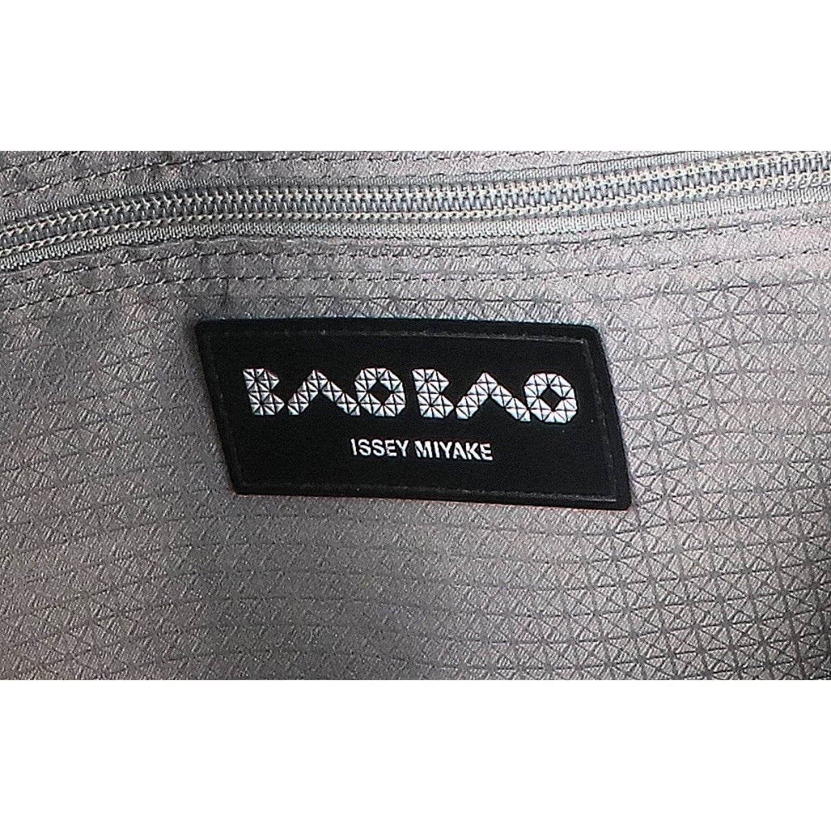 BAO BAO ISSEY MIYAKE バオバオイッセイミヤケ BB01-AG503 プリズムフロスト トートバッグ