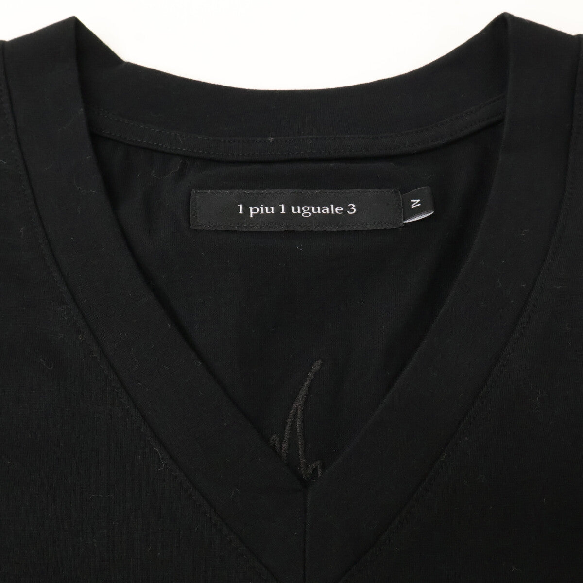 1piu1uguale3 ウノピゥウノウグァーレトレ MRT289 ﾌﾞﾗｯｸ BACK LEAF V-NECK TEE VﾈｯｸTｼｬﾂ トップス 4