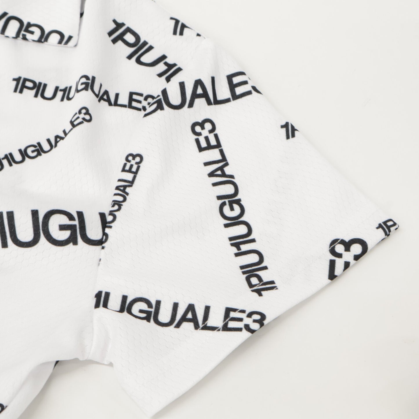 1piu1uguale3 ウノピゥウノウグァーレトレ 【GOLF】GST153 ﾎﾜｲﾄ ﾗﾝﾀﾞﾑﾛｺﾞﾐﾆﾜﾝﾋﾟｰｽ ワンピース II