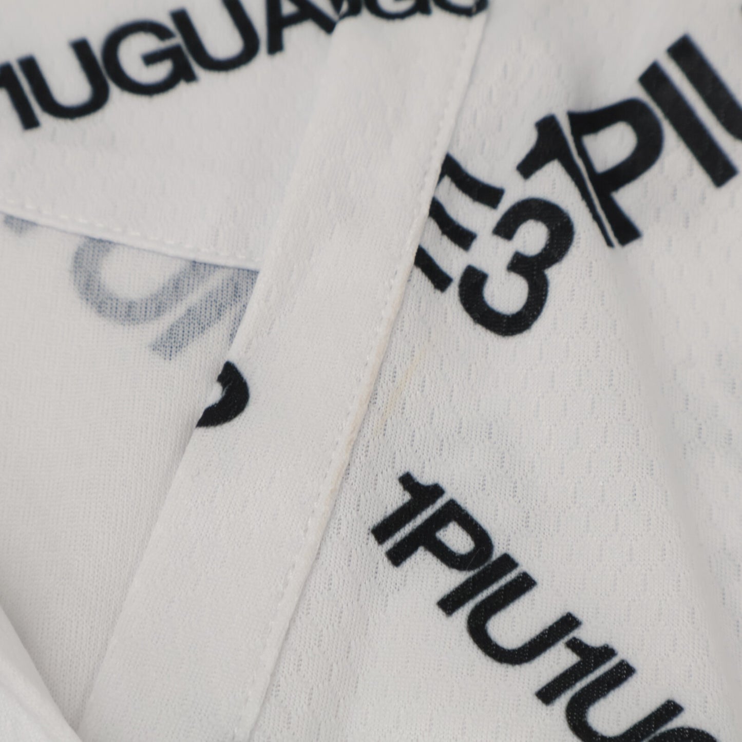 1piu1uguale3 ウノピゥウノウグァーレトレ 【GOLF】GST153 ﾎﾜｲﾄ ﾗﾝﾀﾞﾑﾛｺﾞﾐﾆﾜﾝﾋﾟｰｽ ワンピース II