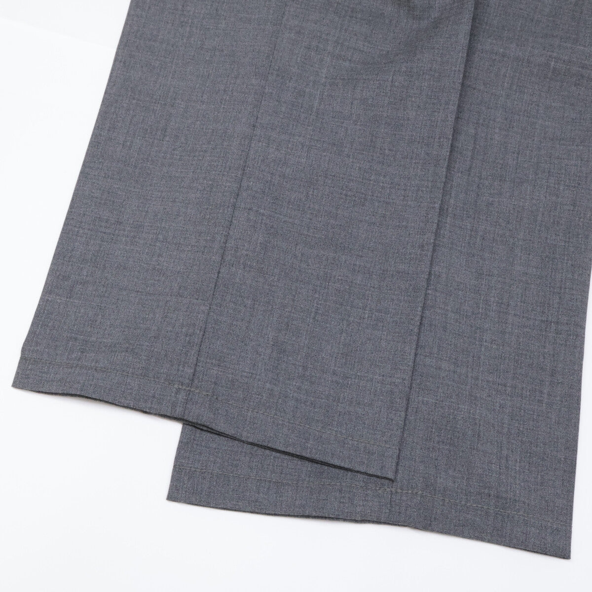 BRUNELLO CUCINELLI ブルネロクチネリ ｸﾞﾚｰ ｳｰﾙ ｽﾗｯｸｽﾊﾟﾝﾂ ボトムス 46