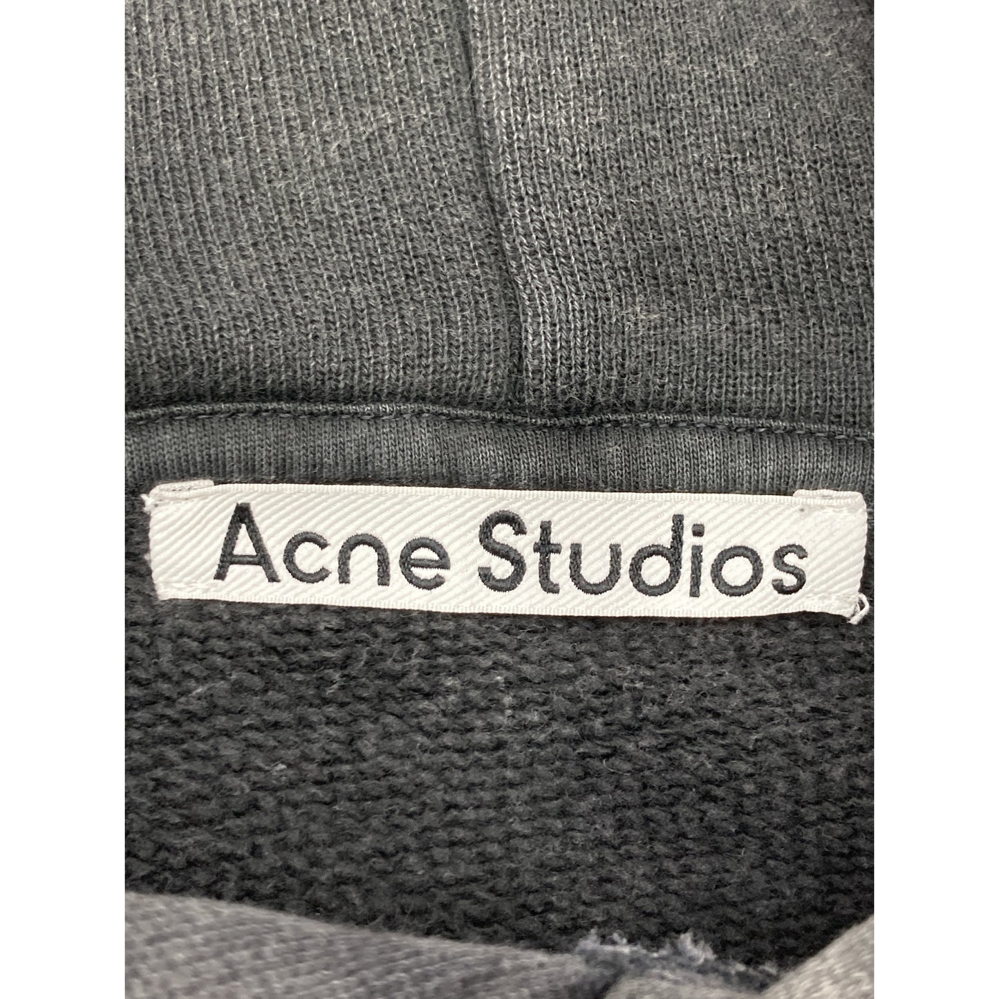 ACNE STUDIOS アクネ ストゥディオズ 25AW ﾌｪｲﾃﾞｯﾄﾞﾌﾞﾗｯｸ ﾌｰﾃﾞｯﾄﾞｾｰﾀｰ トップス M