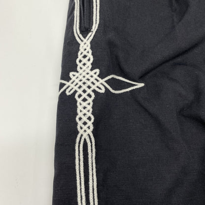 VERYTAGE ベリーテイジ ﾌﾞﾗｯｸ×ﾎﾜｲﾄ ﾘﾈﾝ混 ZWIDER embroidery ボトムス 2