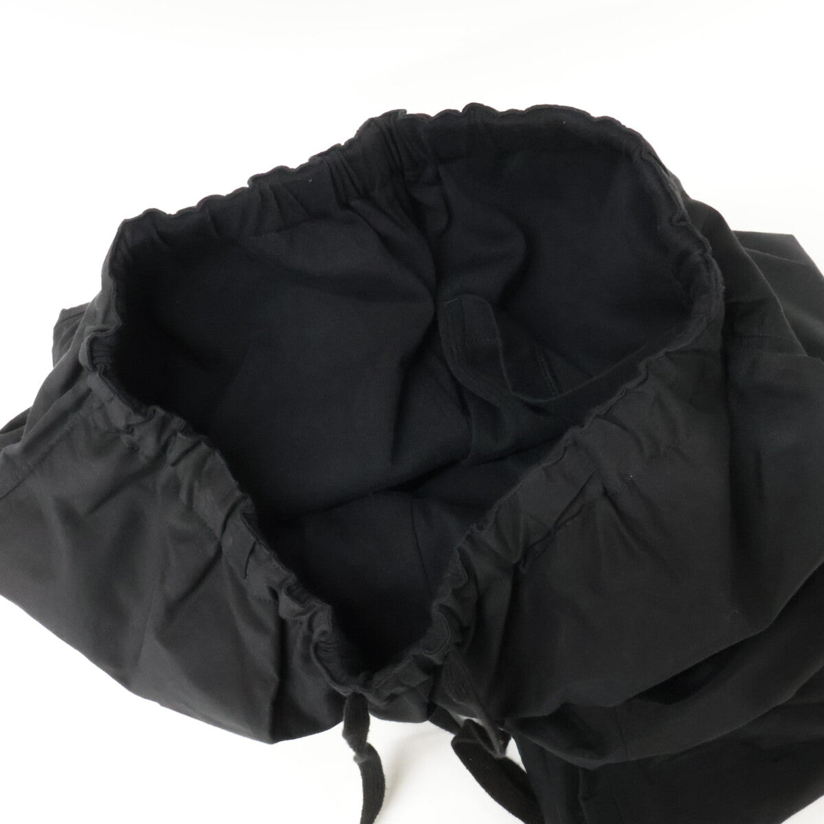 COMOLI コモリ 25SS B01-06014 ﾌﾞﾗｯｸ ｺｯﾄﾝ×ｼﾙｸ ﾄﾞﾛｰｽﾄﾘﾝｸﾞ ﾘﾊﾞｰｼﾌﾞﾙﾊﾟﾝﾂ ボトムス 表記無し