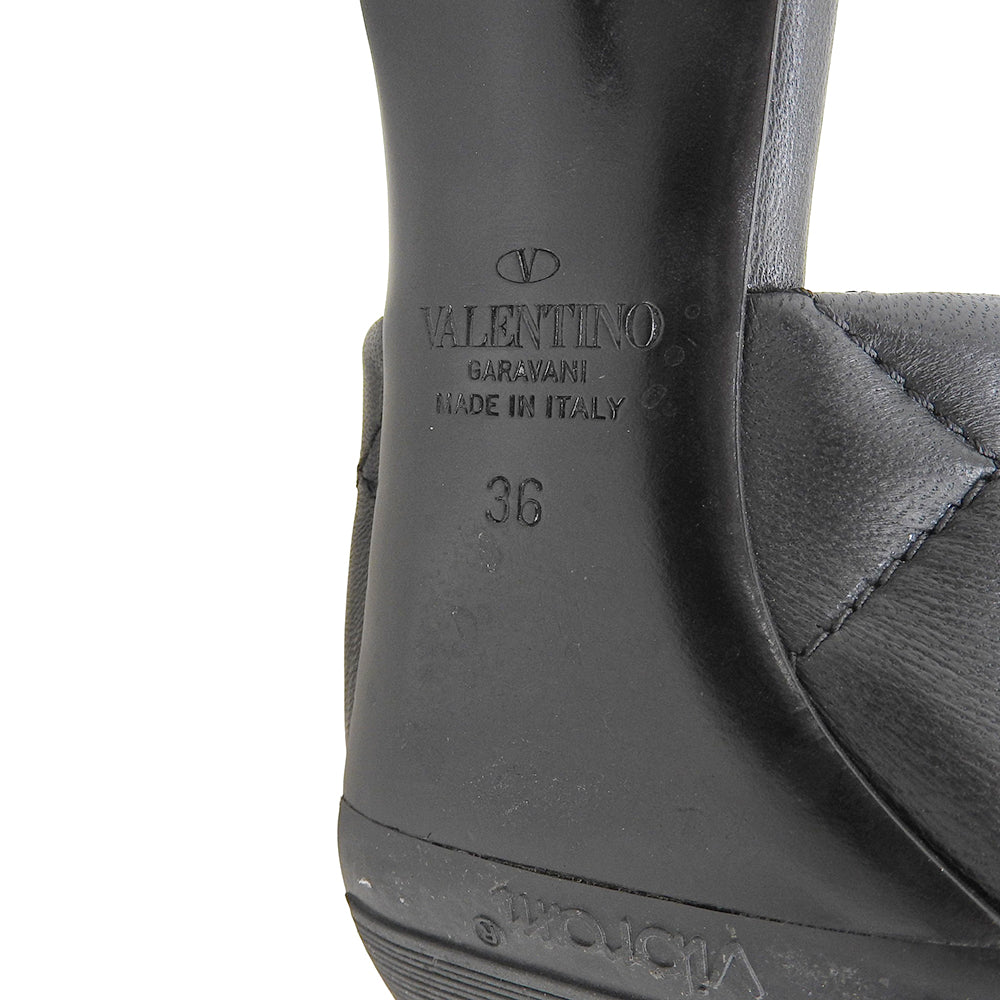 Valentino Garavani ヴァレンティノガラヴァーニ レザー ピラミッドスタッズ オープントゥ ヒールサンダル レディース 黒 36 VSW BK3 シューズ 36