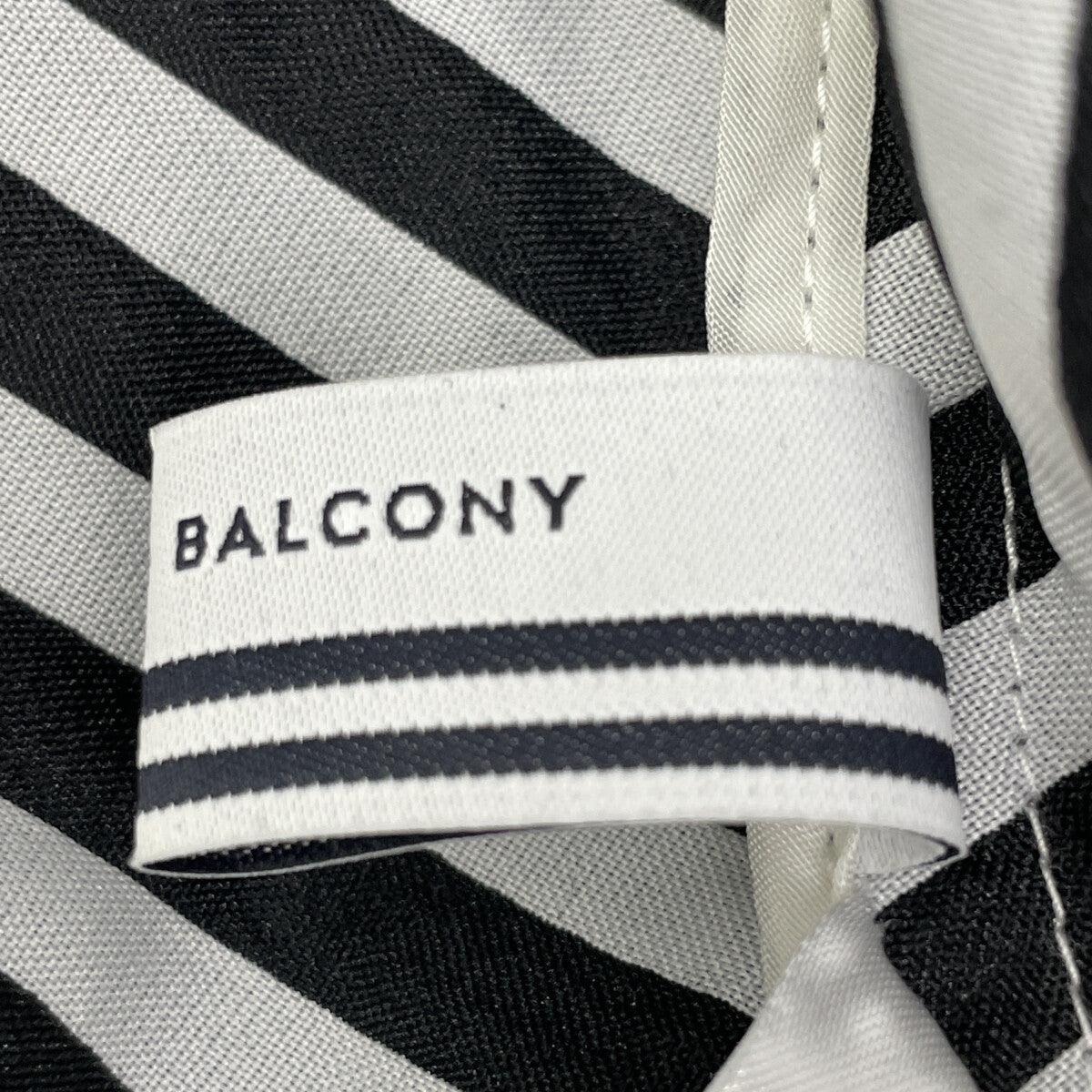 BORDERS at BALCONY ボーダーズアットバルコニー BD2211-2D-15 ﾌﾞﾗｯｸ ﾎﾞｰﾀﾞｰﾍﾟﾌﾟﾗﾑｶｯﾄｿｰ トップス 36