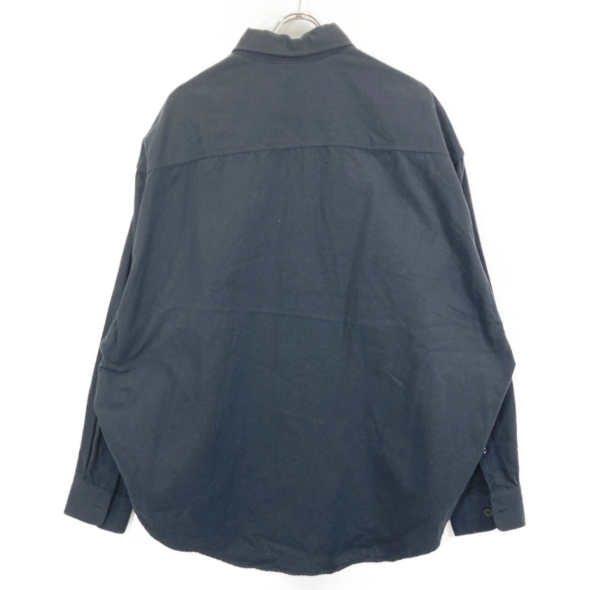 AMI PARIS アミパリス USH124.418 ﾌﾞﾗｯｸ ﾊｰﾄﾛｺﾞ刺繍長袖ｼｬﾂ トップス 44