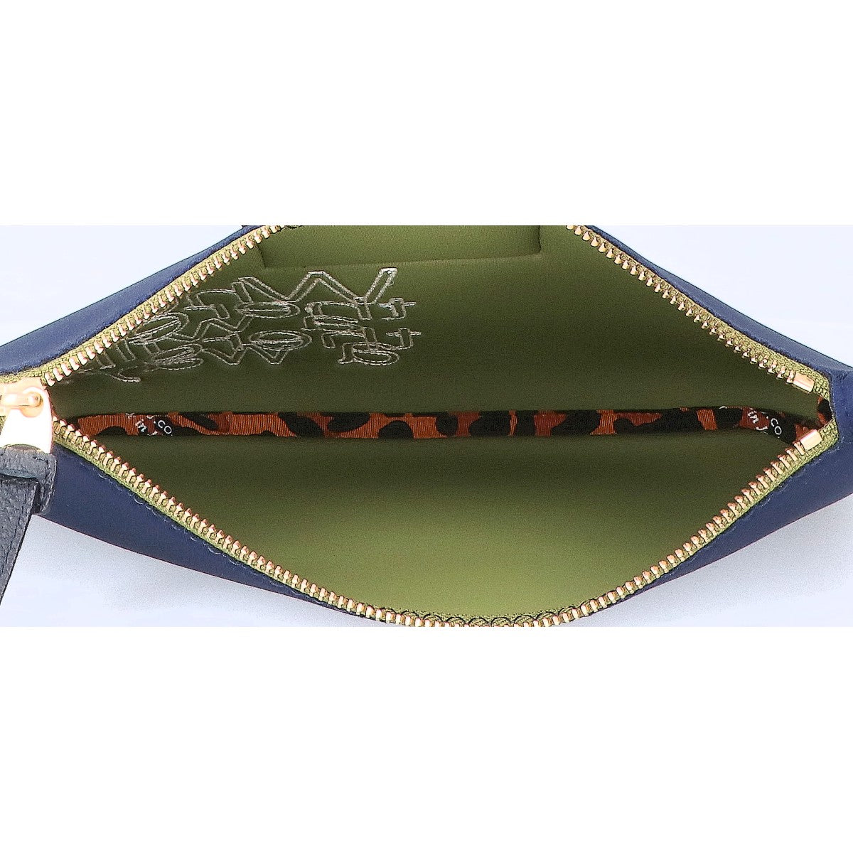 A.D.M.J. Accessoires De Mademoiselle ADMJ 【美品】マジックライト 刺繍入り ポーチセット ポーチ