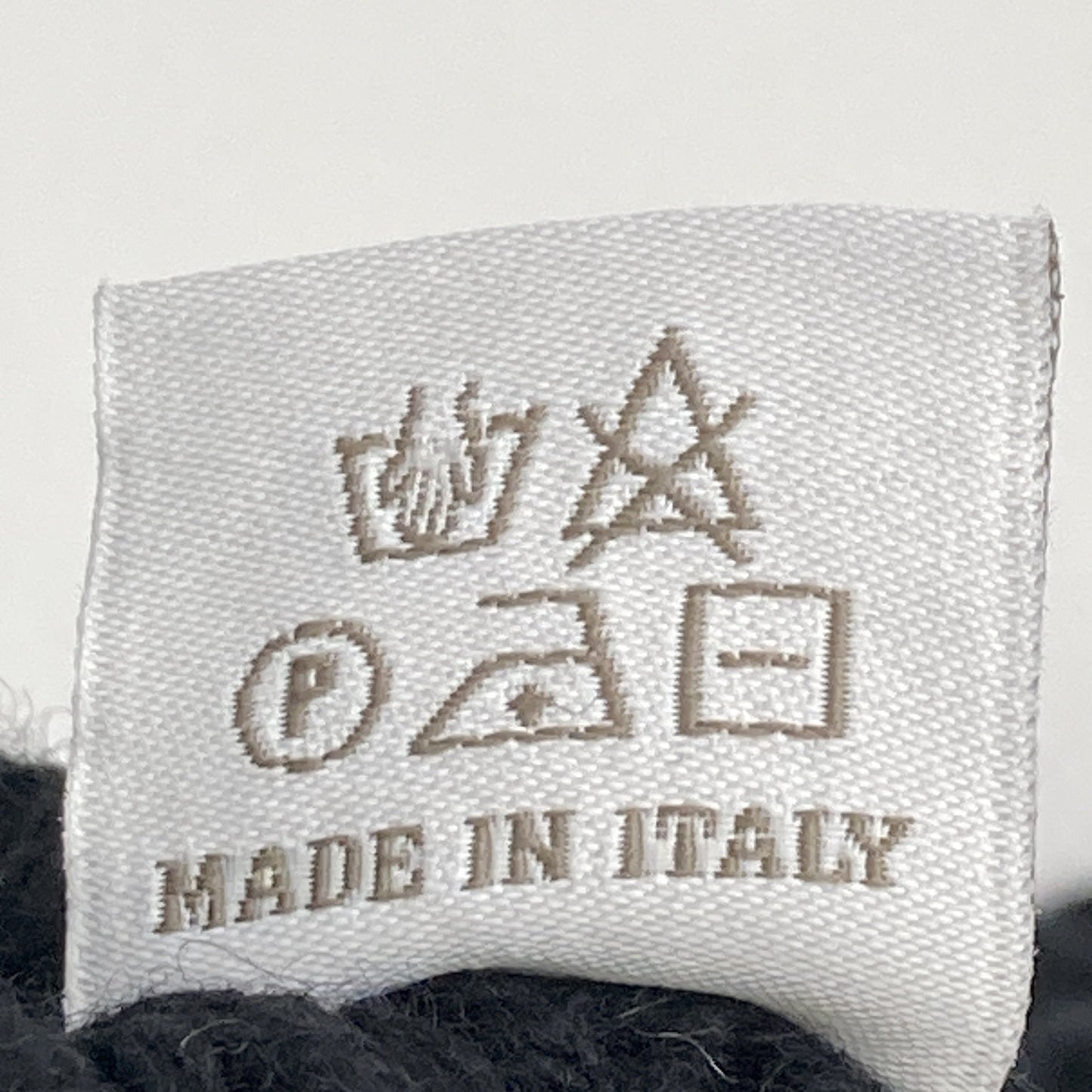 St.moritz サンモリッツ ﾌﾞﾗｯｸ ｴｸｽﾄﾗﾌｧｲﾝﾒﾘﾉｳｰﾙ ﾊｲﾈｯｸ ﾜｯﾌﾙﾆｯﾄﾌﾟﾙｵｰﾊﾞｰ トップス 48