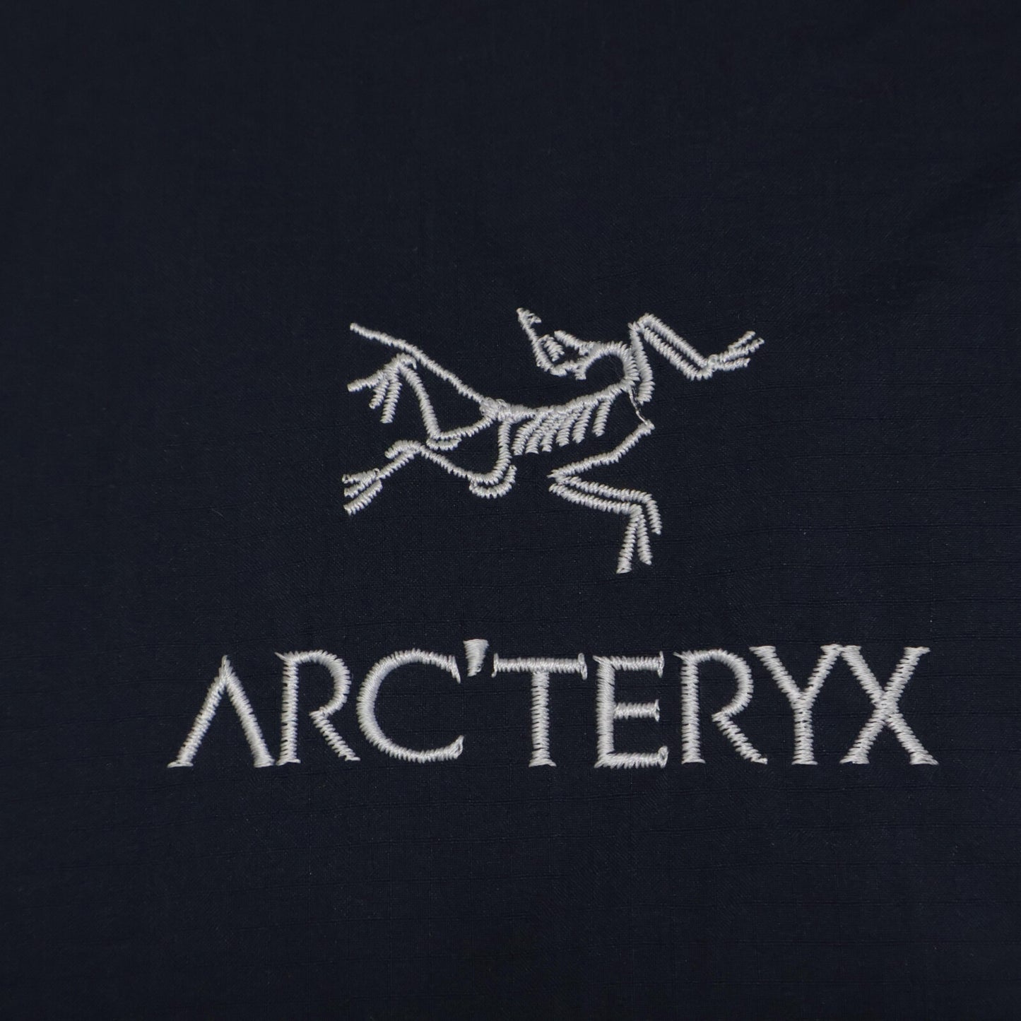 ARC'TERYX アークテリクス 【国内正規】24106-129841 ATOM AR JACKET アトム AR 中綿入り ジャケット M