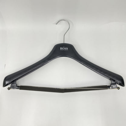 BOSS ボス ﾈｲﾋﾞｰ ｼｱｻｯｶｰ ｻｲﾄﾞﾍﾞﾝﾂ 2Bｼﾞｬｹｯﾄ/ﾊﾟﾝﾂ×2 ｾｯﾄｱｯﾌﾟ 44