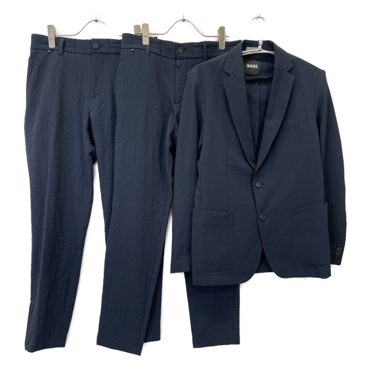 BOSS ボス ﾈｲﾋﾞｰ ｼｱｻｯｶｰ ｻｲﾄﾞﾍﾞﾝﾂ 2Bｼﾞｬｹｯﾄ/ﾊﾟﾝﾂ×2 ｾｯﾄｱｯﾌﾟ 44