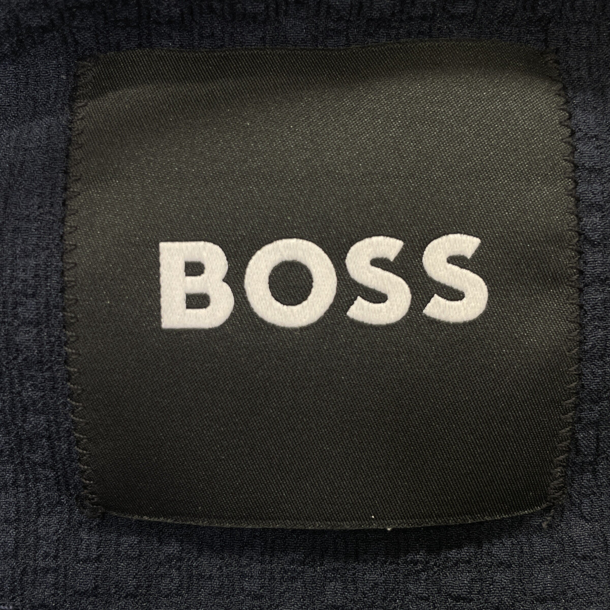 BOSS ボス ﾈｲﾋﾞｰ ｼｱｻｯｶｰ ｻｲﾄﾞﾍﾞﾝﾂ 2Bｼﾞｬｹｯﾄ/ﾊﾟﾝﾂ×2 ｾｯﾄｱｯﾌﾟ 44