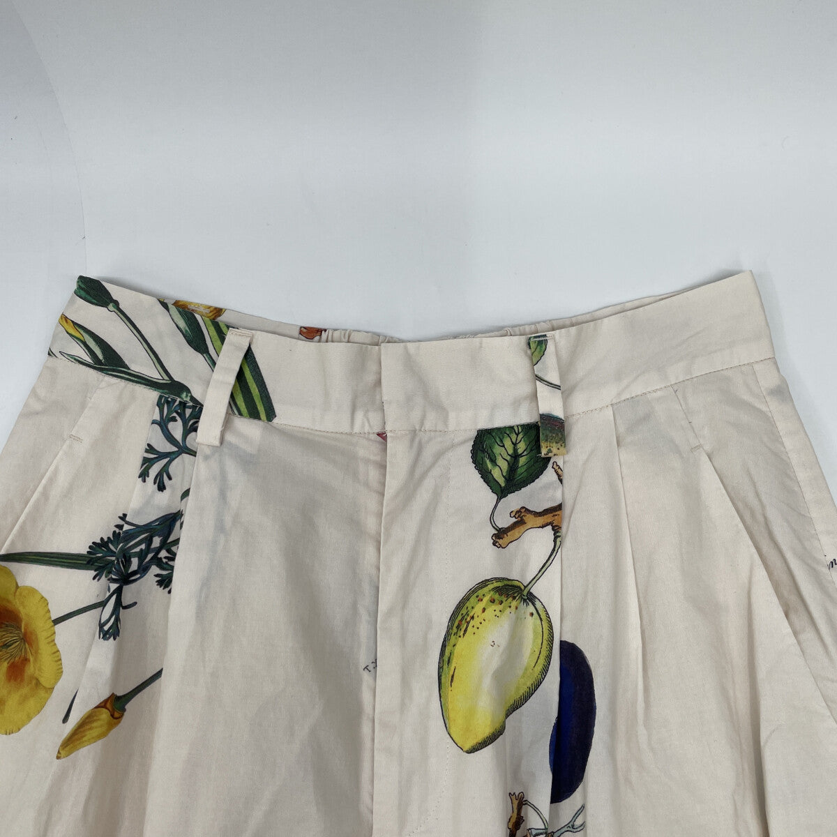 CABaN キャバン 25年製 ｱｲﾎﾞﾘｰ Green Shower 2ﾀｯｸｼﾙｸﾜｲﾄﾞﾊﾟﾝﾂ ボトムス XS