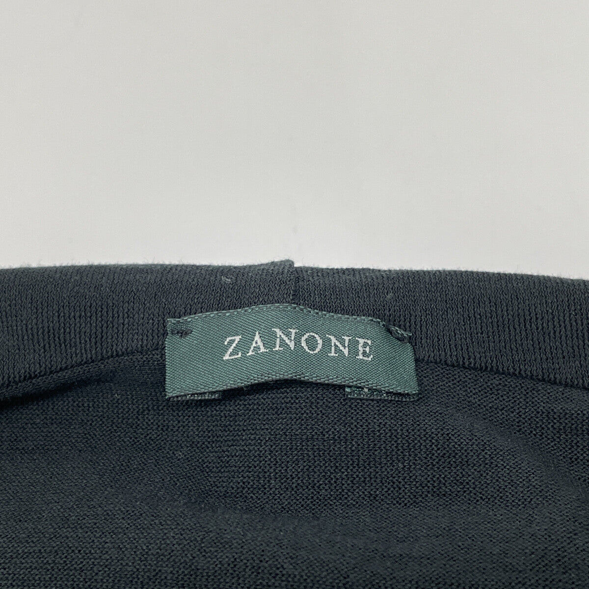 ZANONE ザノーネ 81M003 Z0380 ﾌﾞﾗｯｸ ｱｲｽｺｯﾄﾝ ﾌﾟﾙｵｰﾊﾞｰﾊﾟｰｶｰ トップス 48