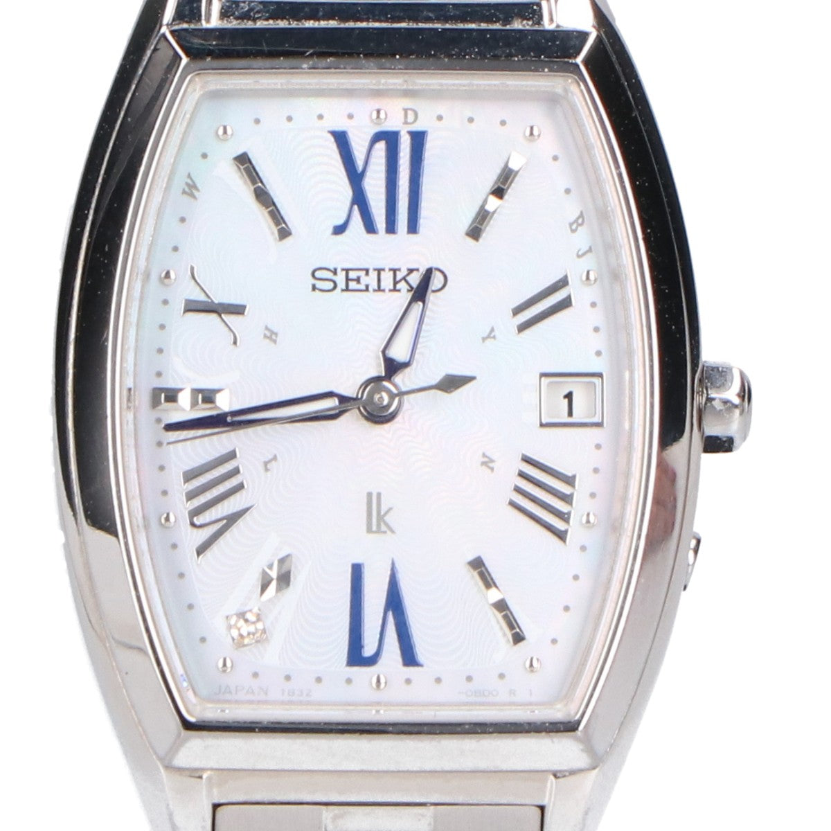 SEIKO セイコー SSVW165 LUKIAルキア ダイヤ入り白蝶貝文字盤 ソーラー電波 腕時計