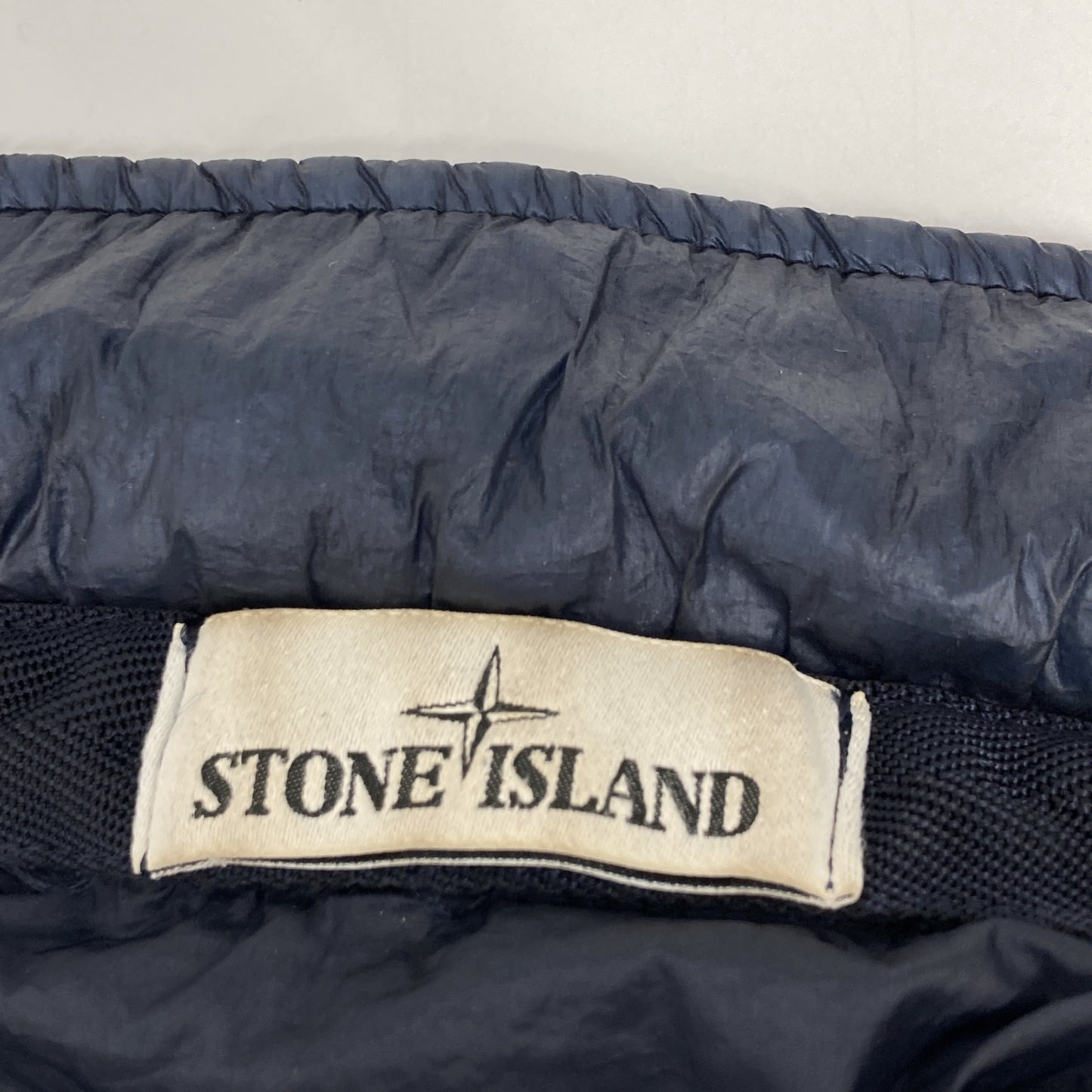 STONE ISLAND ストーンアイランド 631510424 ﾈｲﾋﾞｰ ｶﾞｰﾒﾝﾄﾀﾞｲ 長袖ﾀﾞｳﾝ ｼｬﾂ ｼﾞｬｹｯﾄ ジャケット S