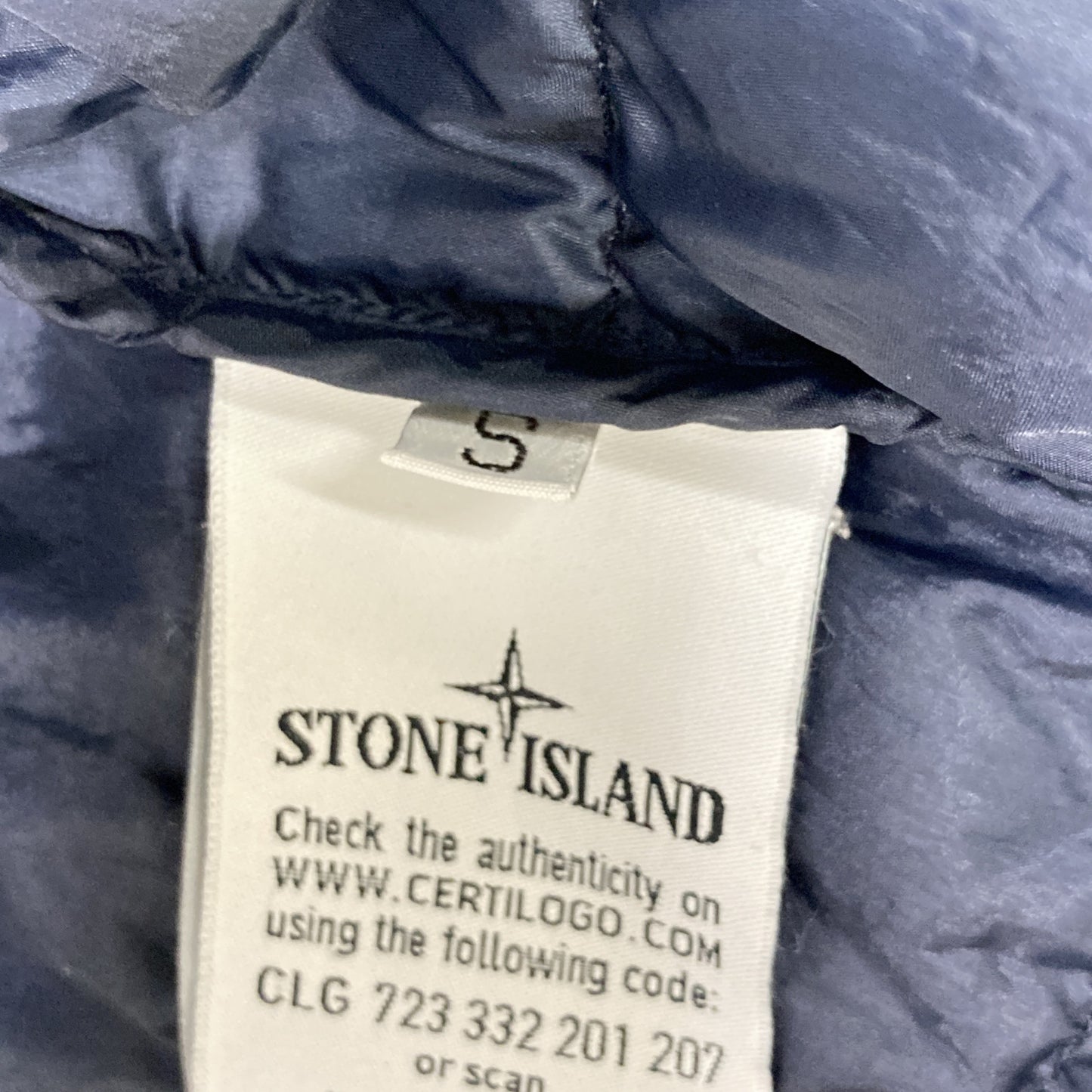 STONE ISLAND ストーンアイランド 631510424 ﾈｲﾋﾞｰ ｶﾞｰﾒﾝﾄﾀﾞｲ 長袖ﾀﾞｳﾝ ｼｬﾂ ｼﾞｬｹｯﾄ ジャケット S