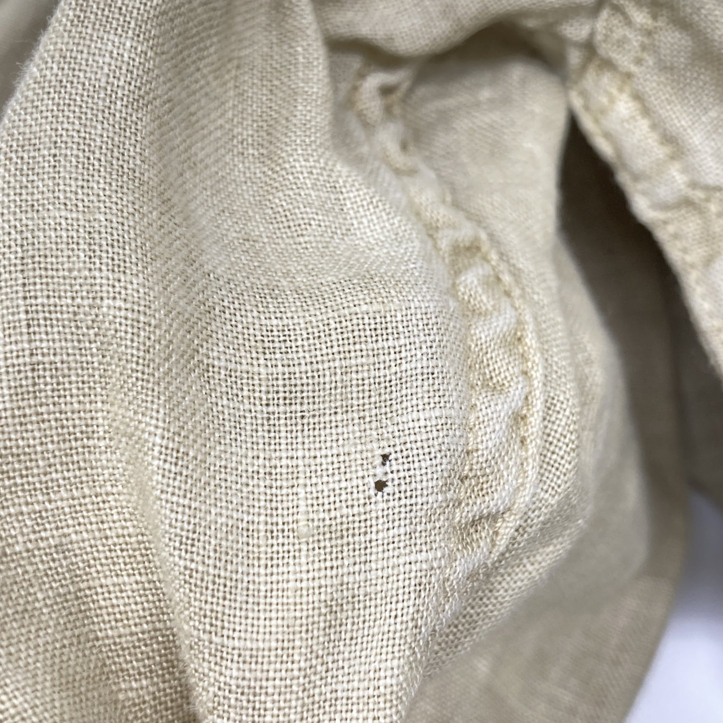 STONE ISLAND ストーンアイランド 561510501 ﾍﾞｰｼﾞｭ ﾘﾈﾝ ﾛﾝｸﾞｽﾘｰﾌﾞｼｬﾂ トップス S