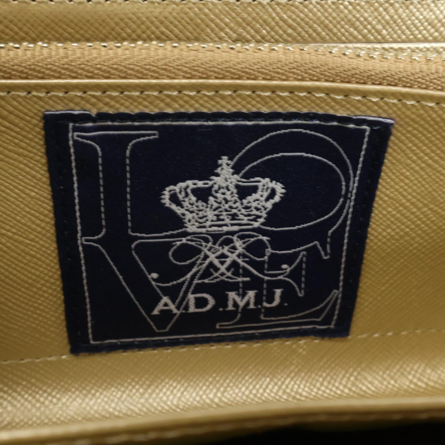 A.D.M.J. Accessoires De Mademoiselle ADMJ 【美品】牛革クロコダイル型押し クリスタル がま口 ロングウォレット 長財布（小銭入れあり）