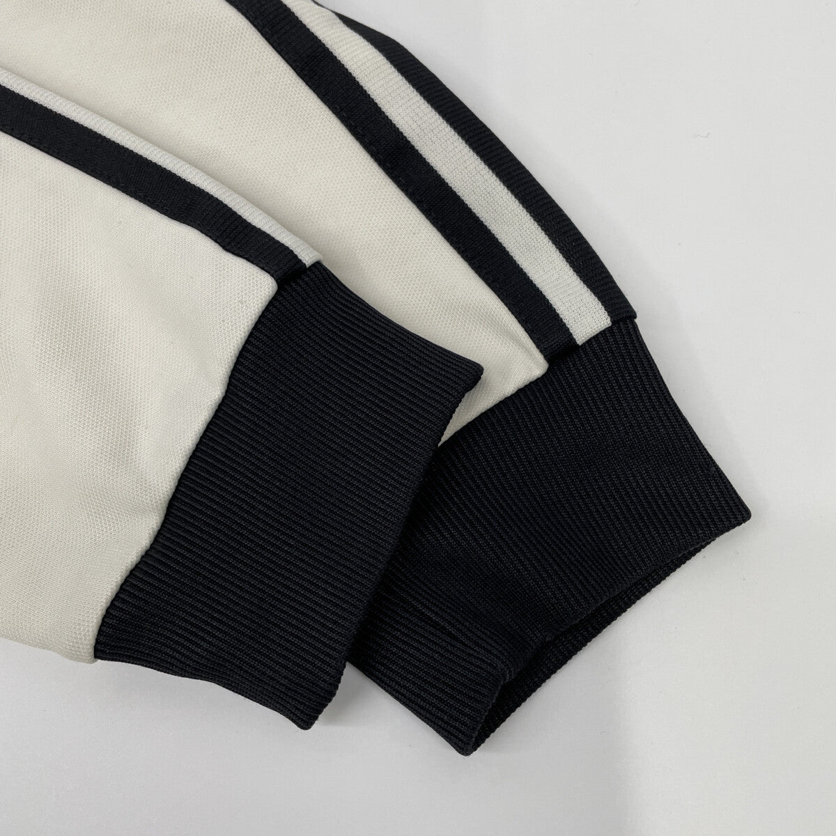 adidas アディダス ﾘﾐﾃｯﾄﾞｴﾃﾞｨｼｮﾝ 00s All Blacks刺繍 ﾍﾞｰｼﾞｭ×ﾌﾞﾗｯｸ ﾄﾚﾌｫｲﾙ ﾄﾗｯｸｼﾞｬｹｯﾄ ジャケット M