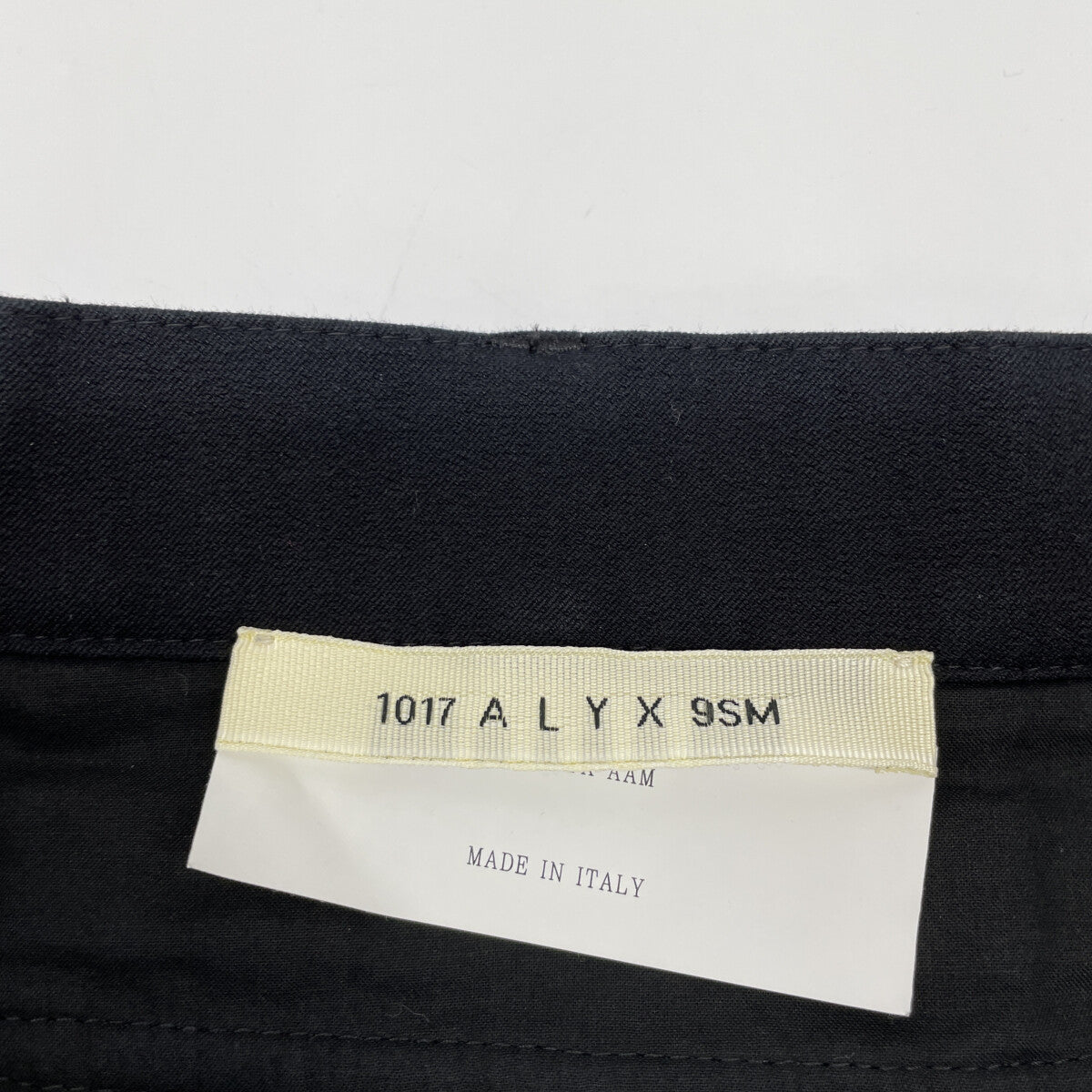 1017 ALYX 9SM アリクス ﾌﾞﾗｯｸ 切り返し ｺｰｽﾀｰﾊﾞｯｸﾙﾍﾞﾙﾄ ｽﾄﾚｰﾄﾊﾟﾝﾂ ボトムス 44