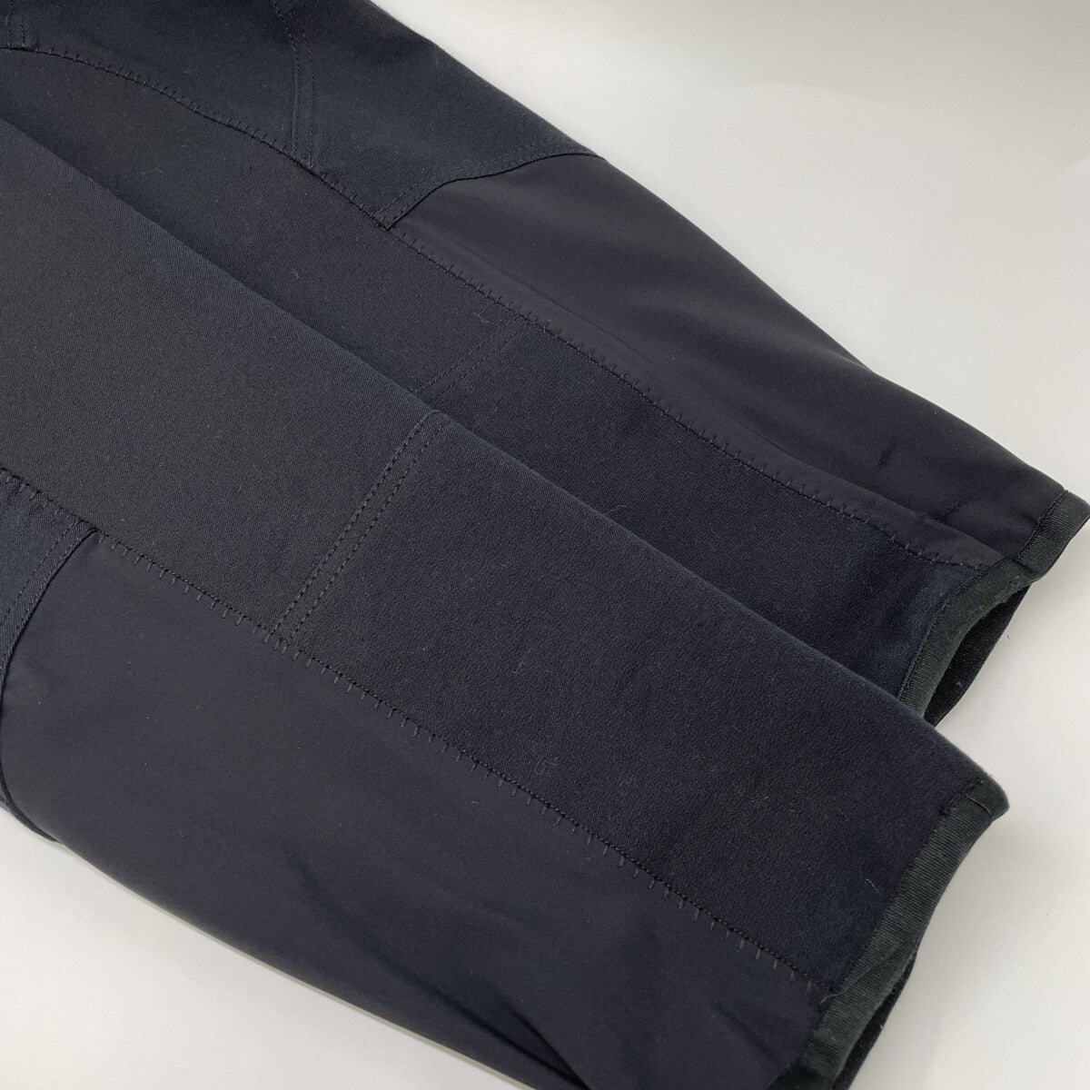 1017 ALYX 9SM アリクス ﾌﾞﾗｯｸ 切り返し ｺｰｽﾀｰﾊﾞｯｸﾙﾍﾞﾙﾄ ｽﾄﾚｰﾄﾊﾟﾝﾂ ボトムス 44