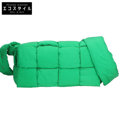 BOTTEGA VENETA ボッテガヴェネタ 628951 マキシイントレチャート ナイロン パテッドテックカセット ミディアム ショルダーバッグ