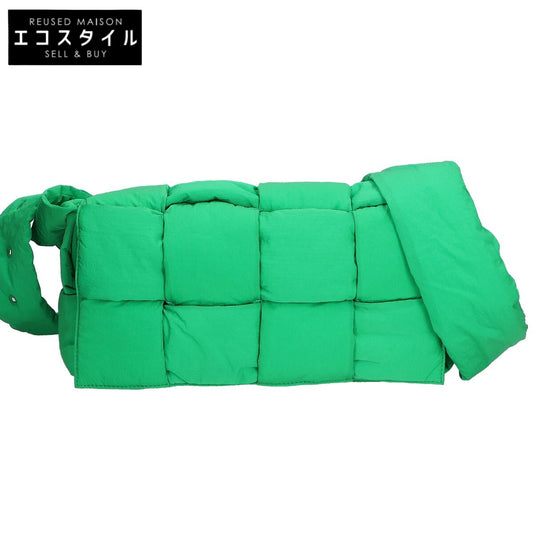 BOTTEGA VENETA ボッテガヴェネタ 628951 マキシイントレチャート ナイロン パテッドテックカセット ミディアム ショルダーバッグ