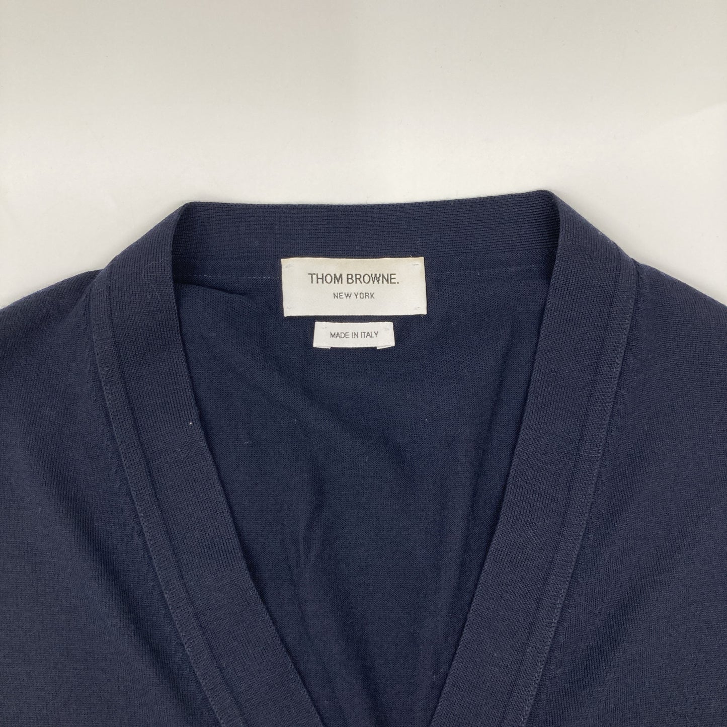 THOM BROWNE トムブラウン 【美品】MKC002A-00014415 ファインメリノウール 4BAR クラシック Vネック カーディガン/ トップス 3