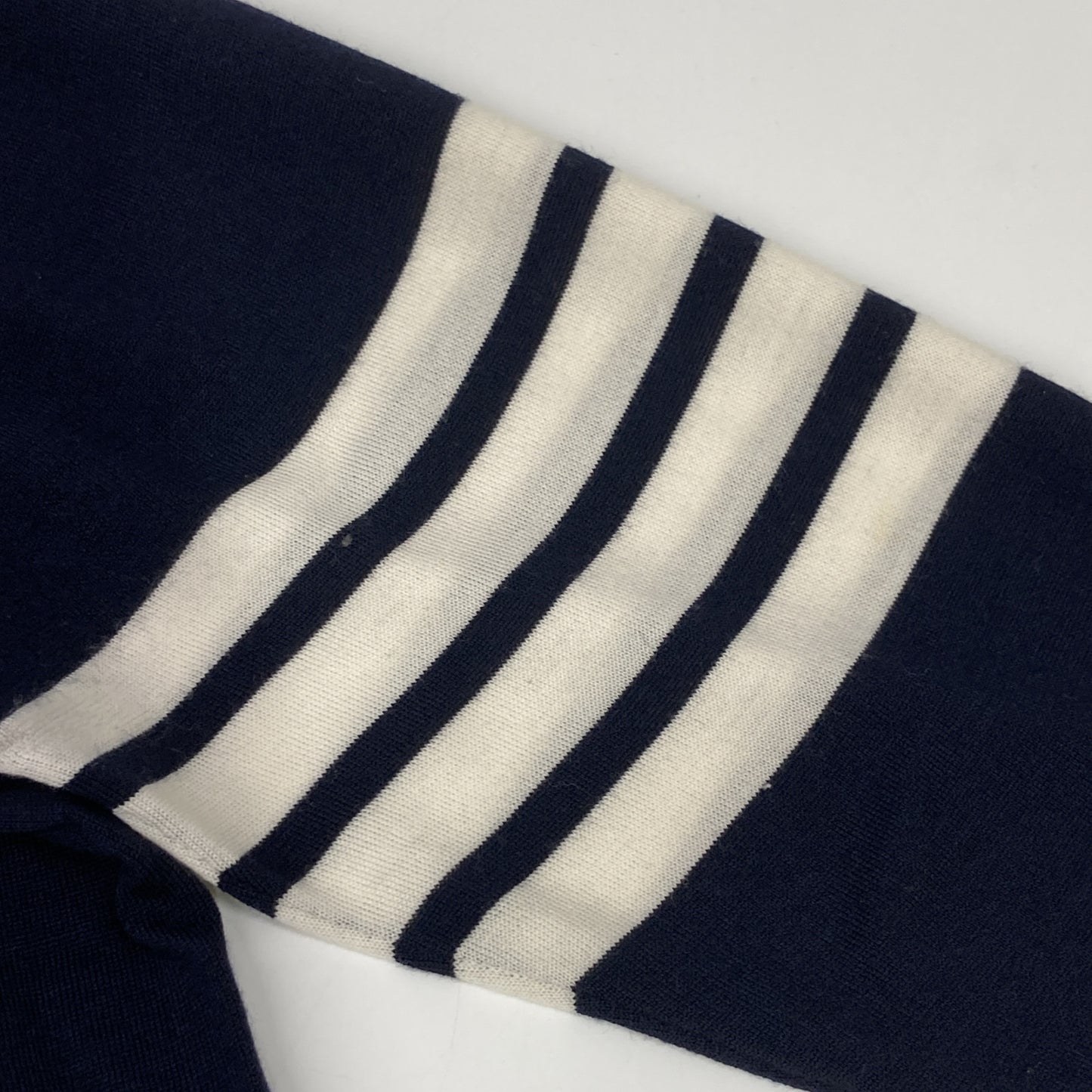 THOM BROWNE トムブラウン 【美品】MKC002A-00014415 ファインメリノウール 4BAR クラシック Vネック カーディガン/ トップス 3