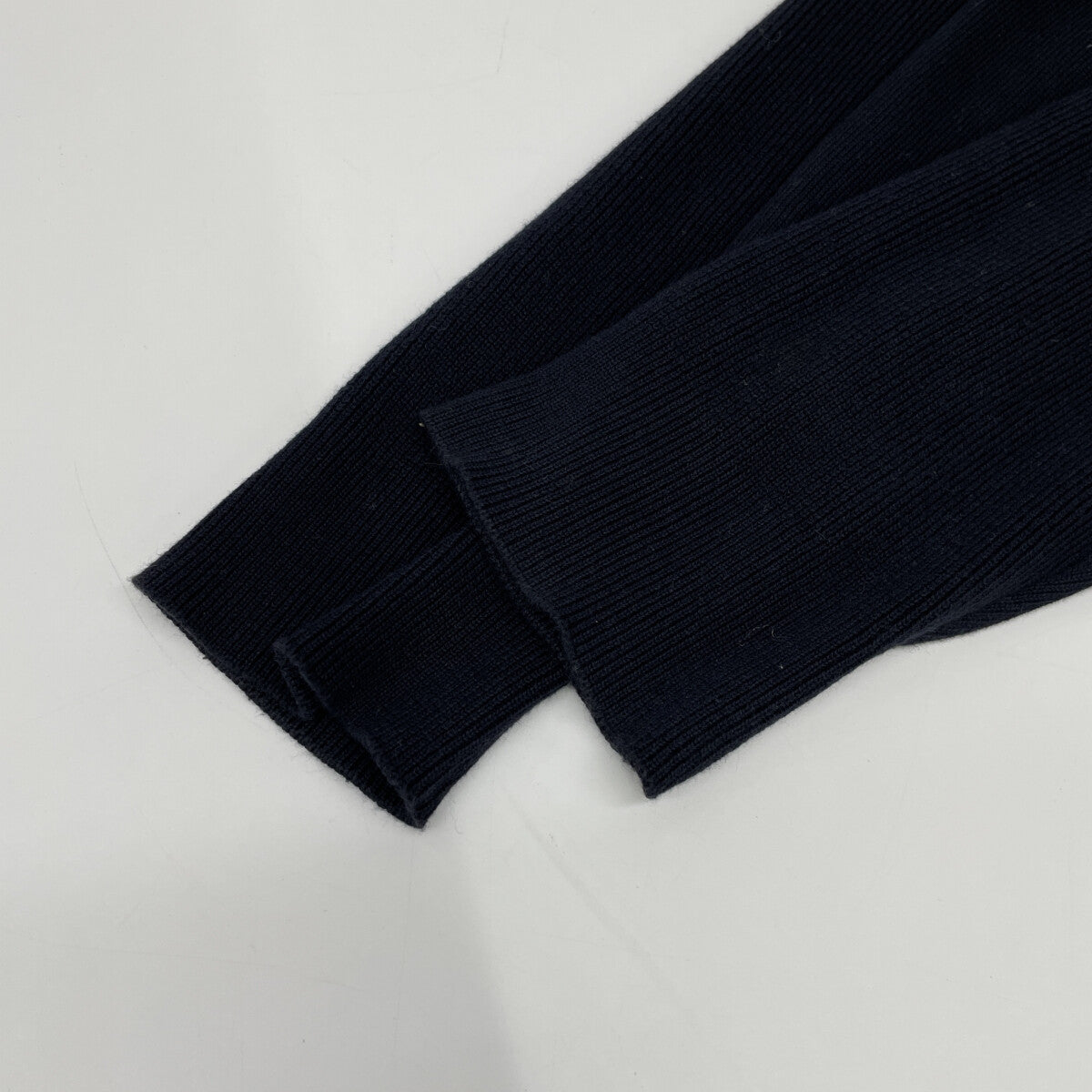 STONE ISLAND ストーンアイランド 6415562B2 ﾈｲﾋﾞｰ ｺｯﾄﾝ ｺﾝﾊﾟｽﾊﾟｯﾁ ｼﾞｯﾌﾟｱｯﾌﾟﾆｯﾄｶｰﾃﾞｨｶﾞﾝ ジャケット M