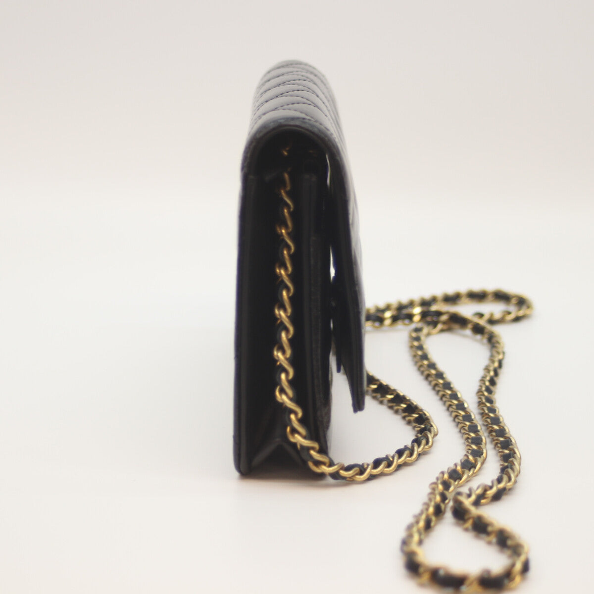 CHANEL シャネル 20番台 ﾏﾄﾗｯｾ ﾌﾞﾗｯｸ ｴｲｼﾞﾄﾞｶｰﾌ G金具 2.55ﾁｪｰﾝｼｮﾙﾀﾞｰｳｫﾚｯﾄ ショルダーバッグ