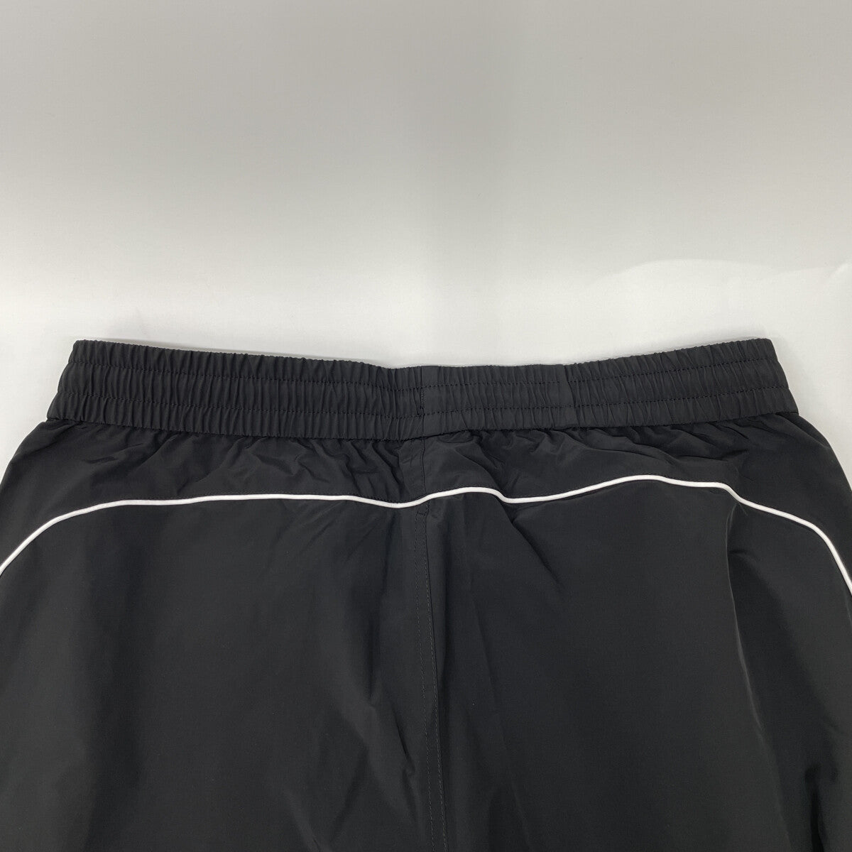 BALR. ボーラー 25AW B1412.1035 ﾌﾞﾗｯｸ ｽﾄﾗｲﾌﾟ GOTL RELAXED TRACK PANTS ボトムス L